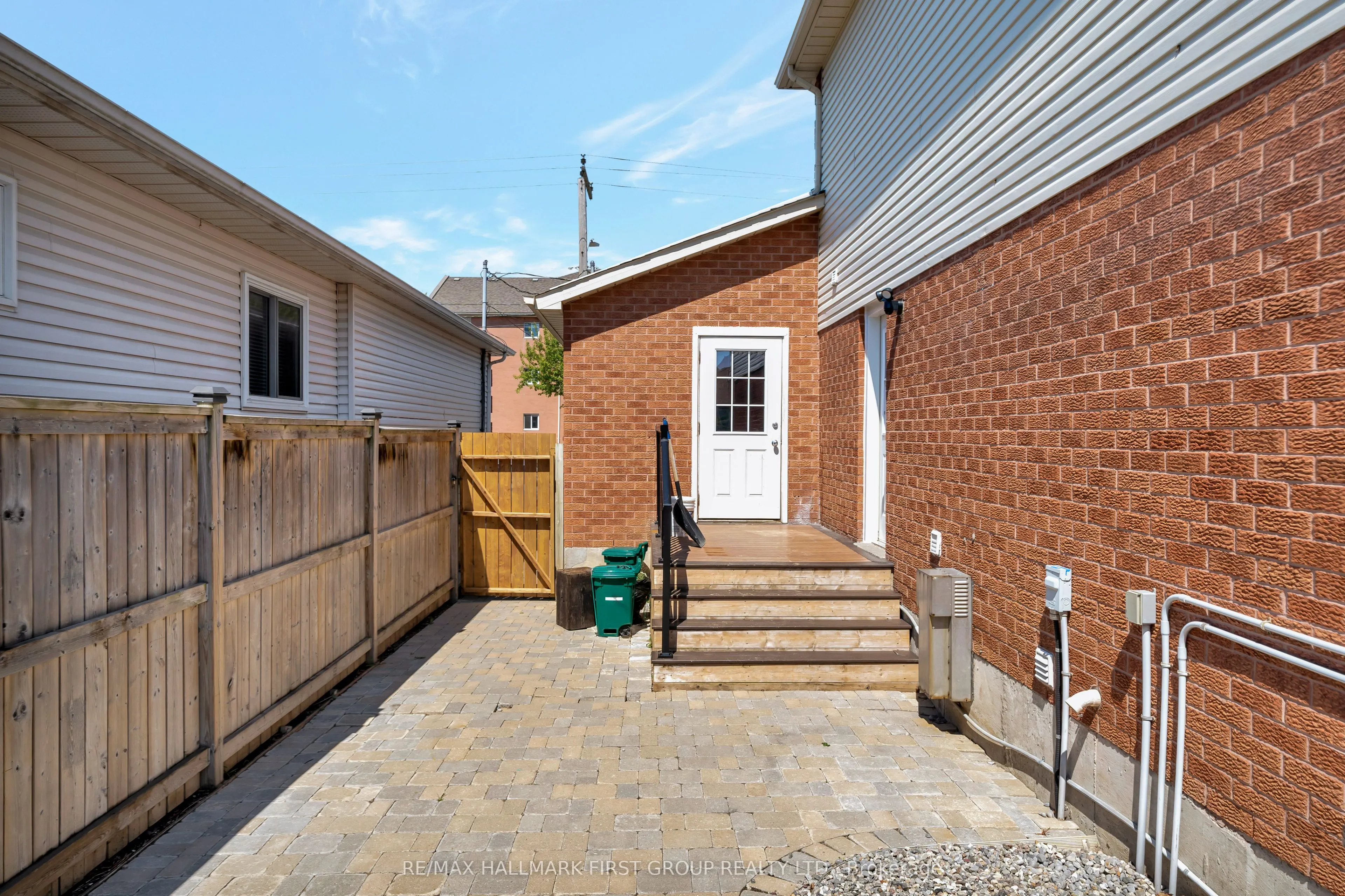 723 Carlisle Street