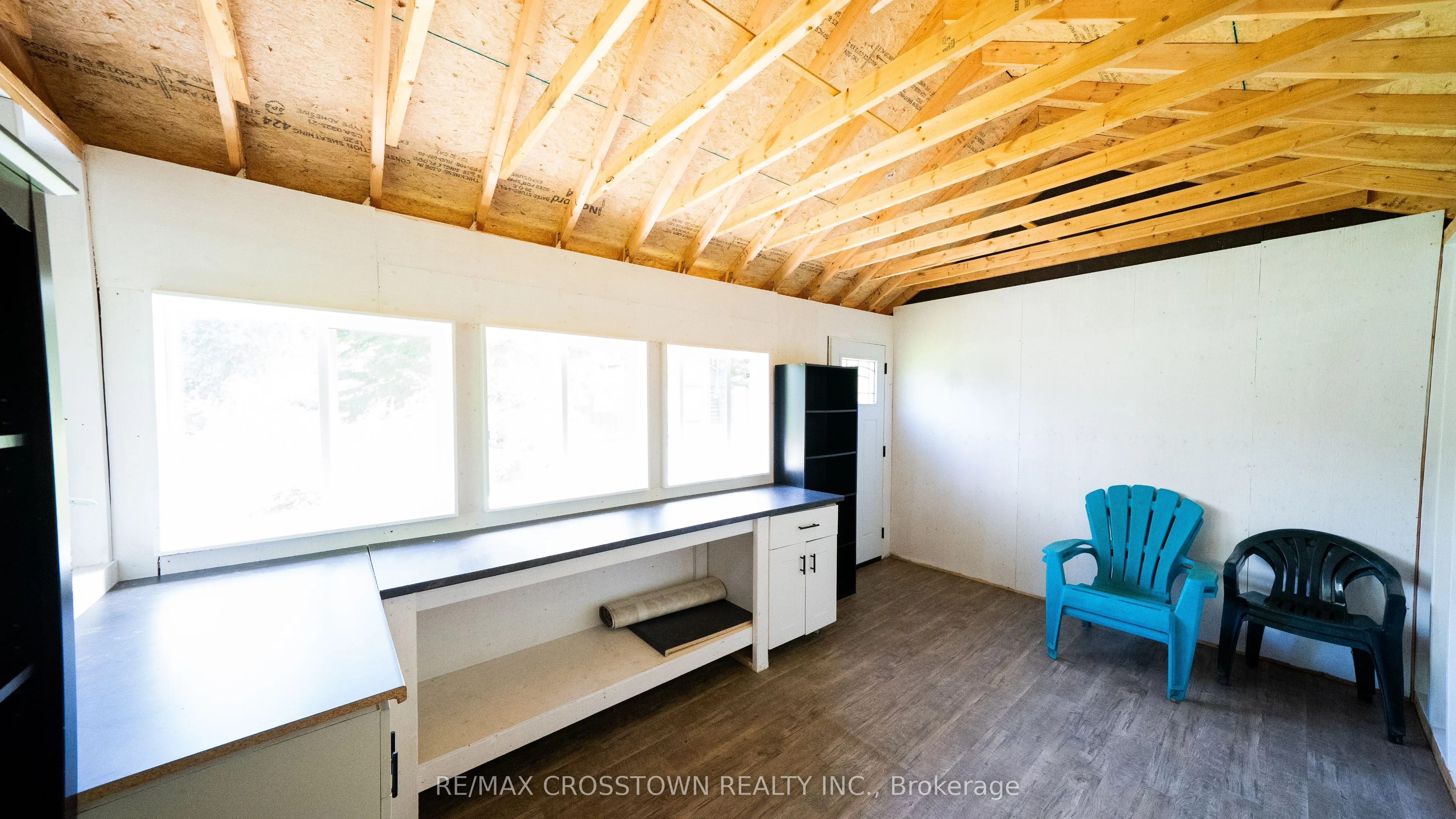 1161 Uffington Road