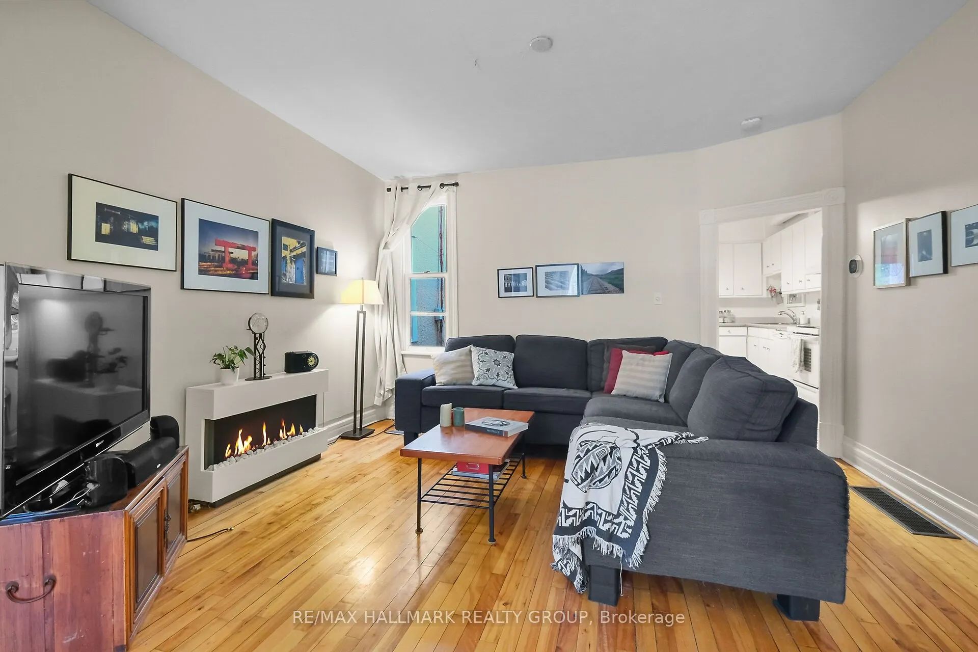 230 Booth Street