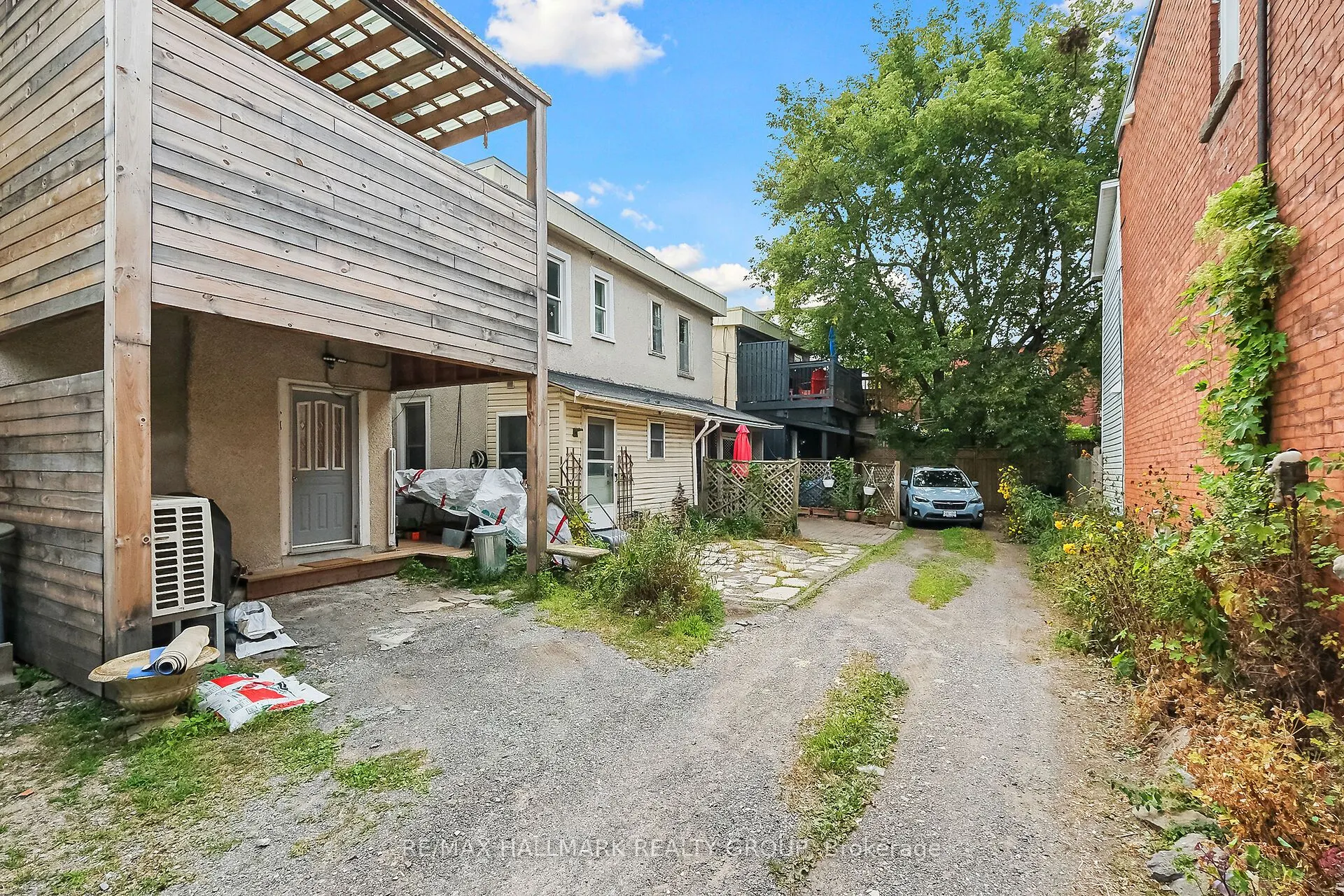 230 Booth Street