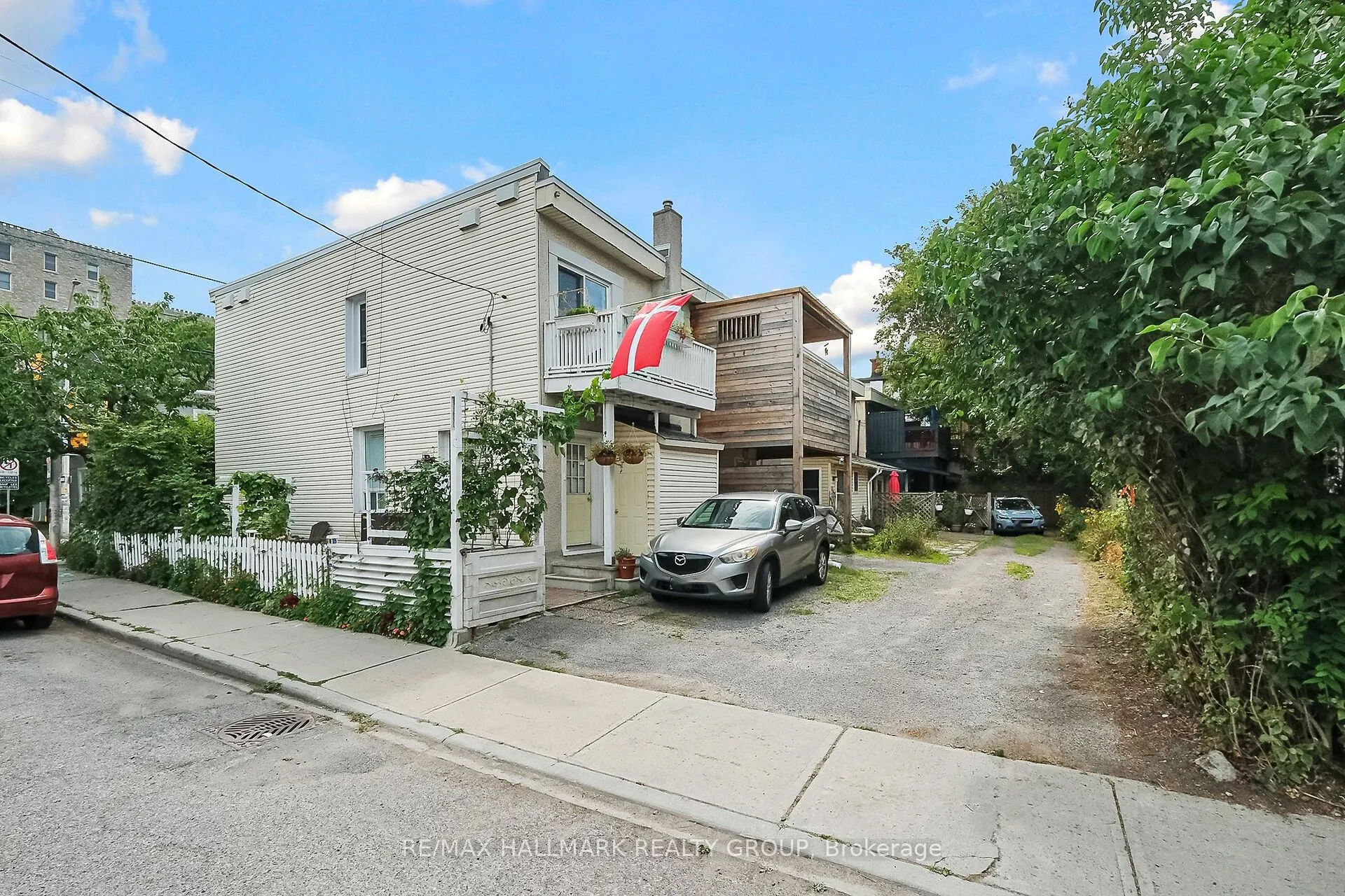 230 Booth Street