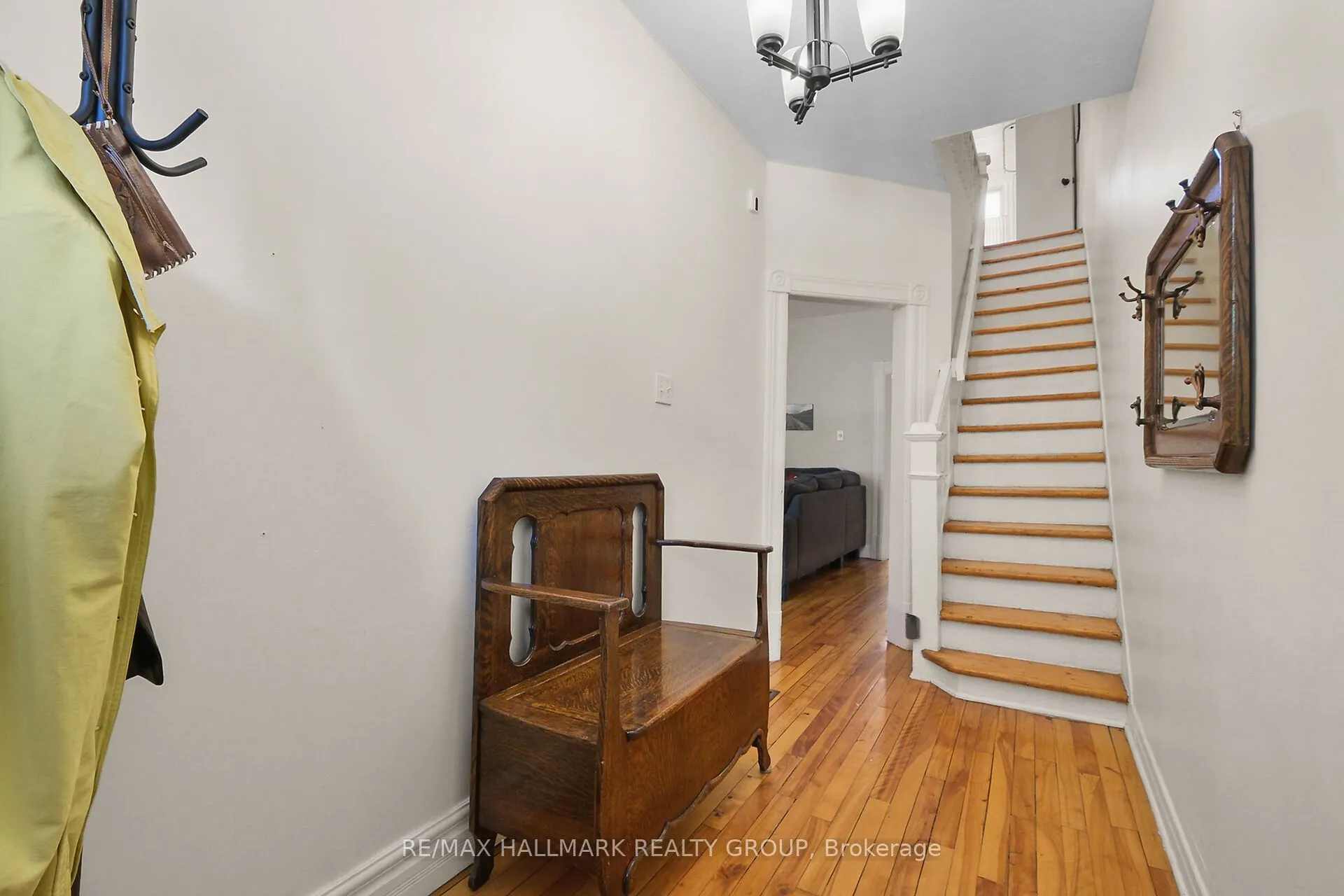 230 Booth Street
