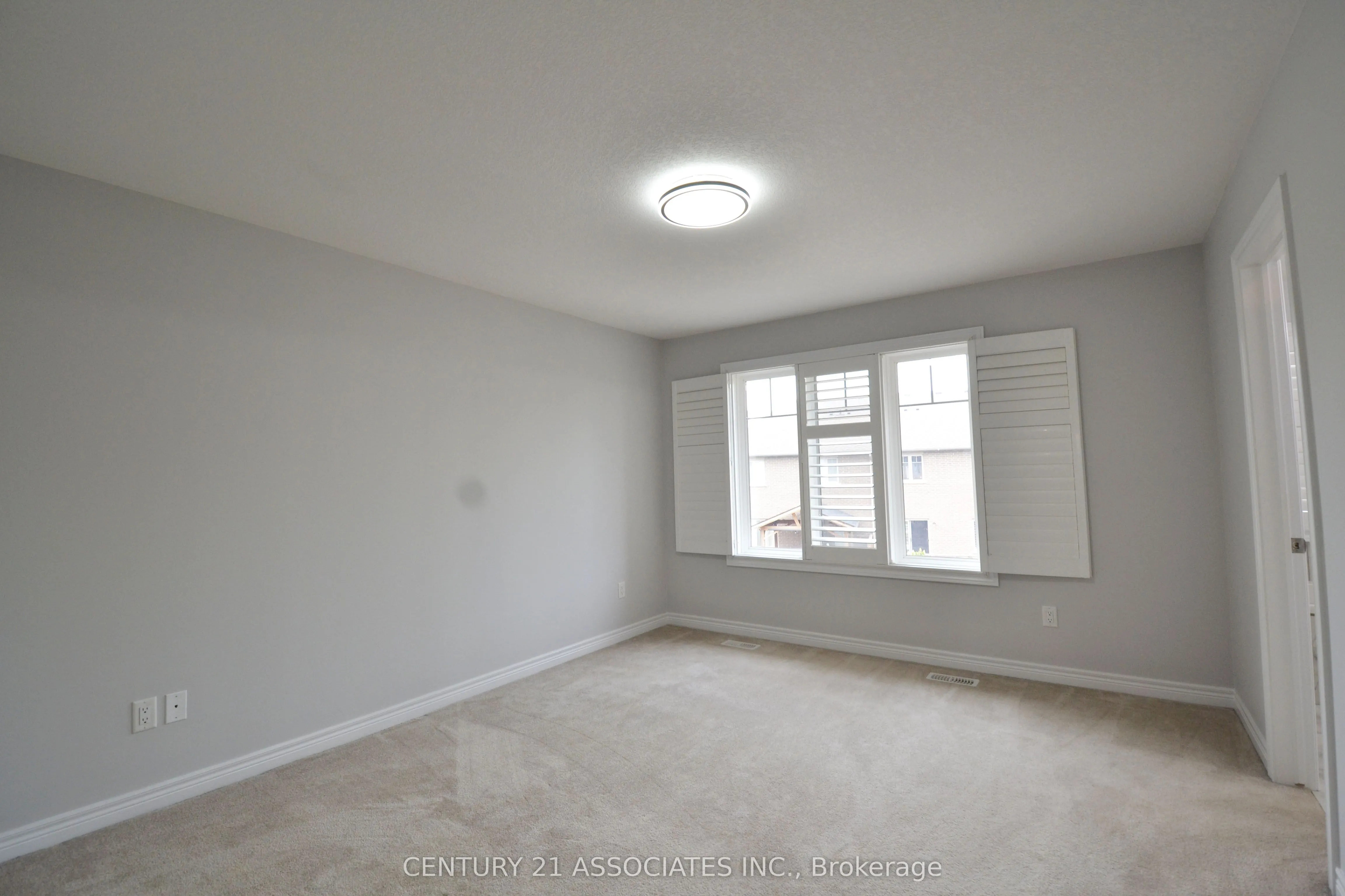 98 Shoreview Place, #6
