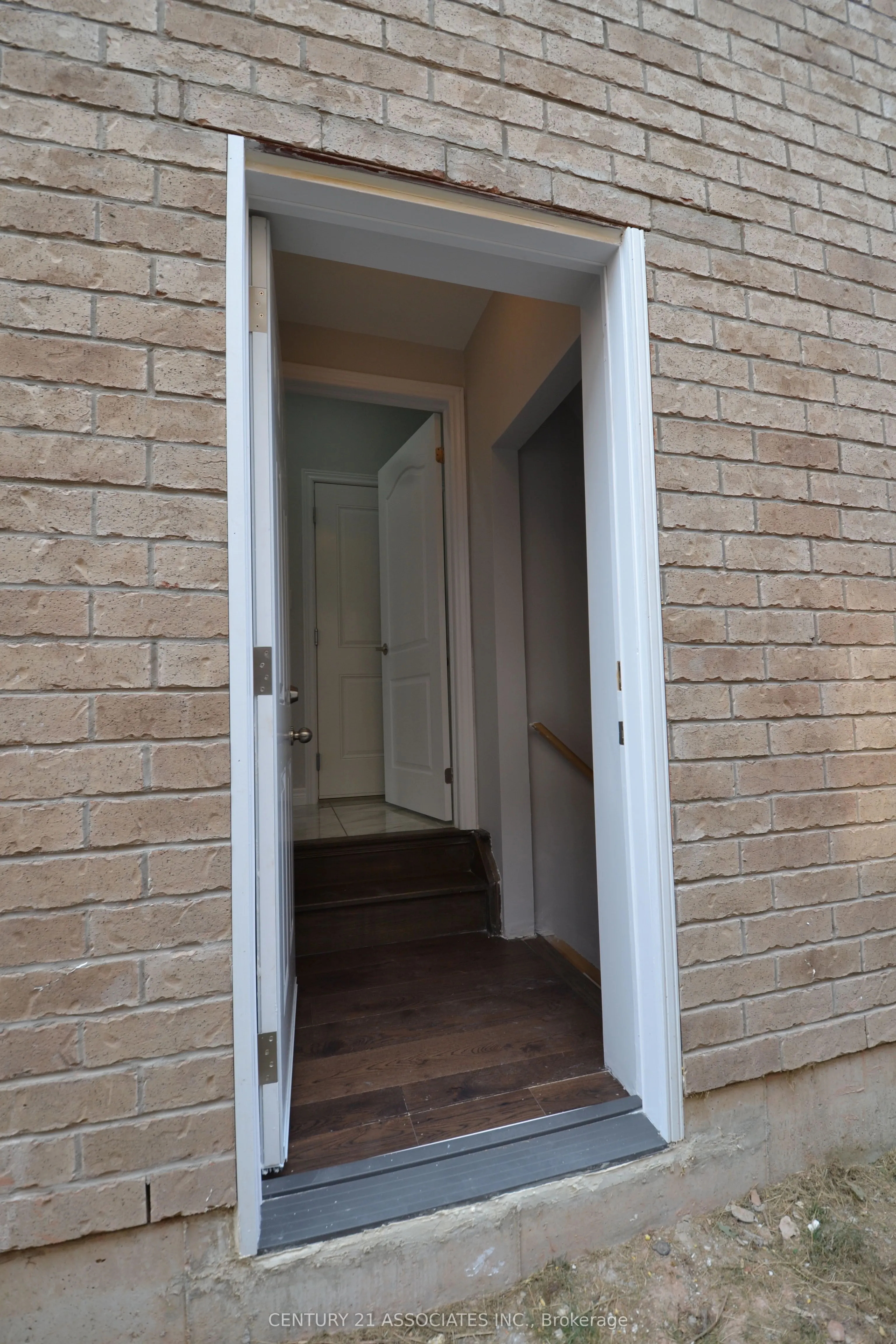 98 Shoreview Place, #6