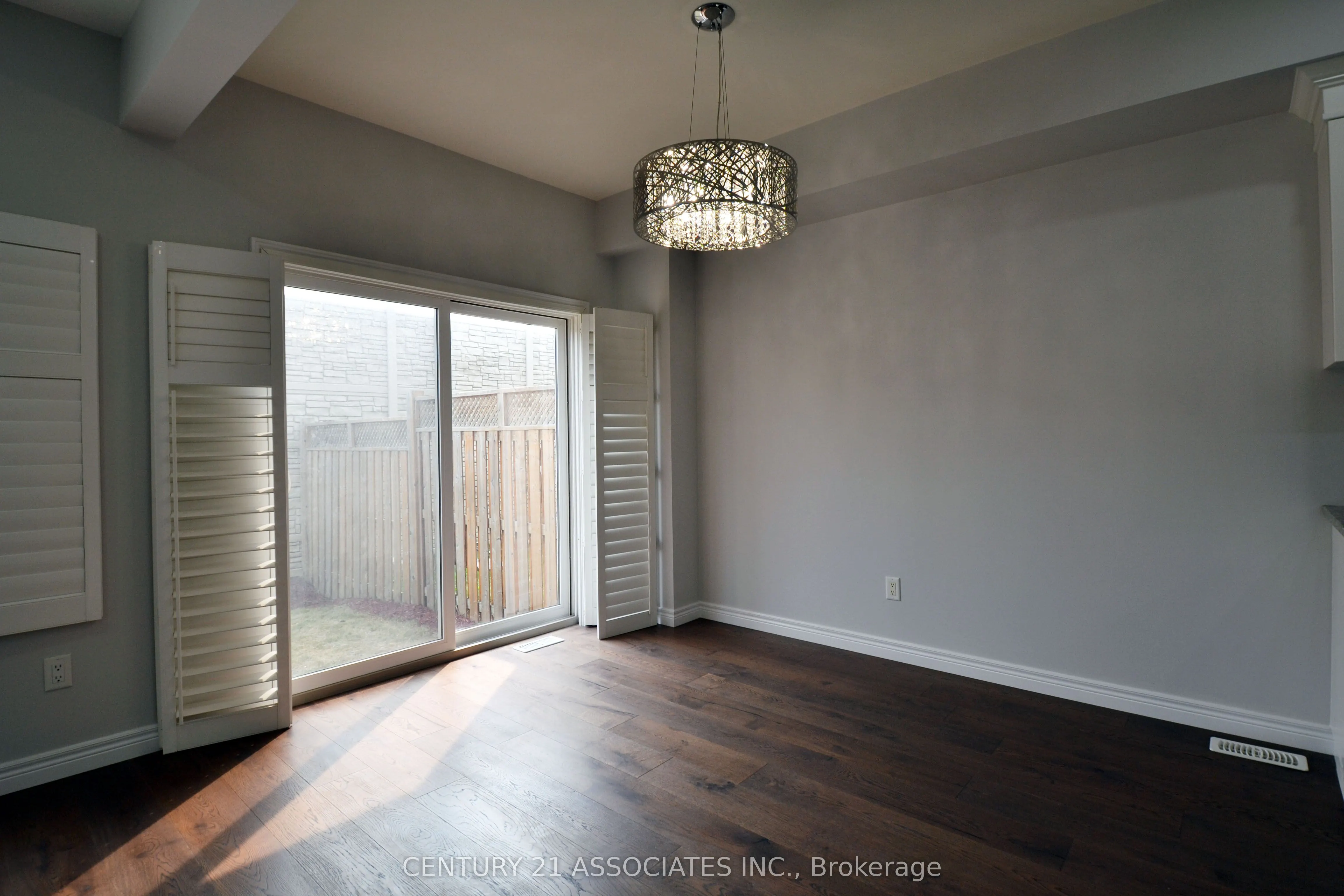 98 Shoreview Place, #6