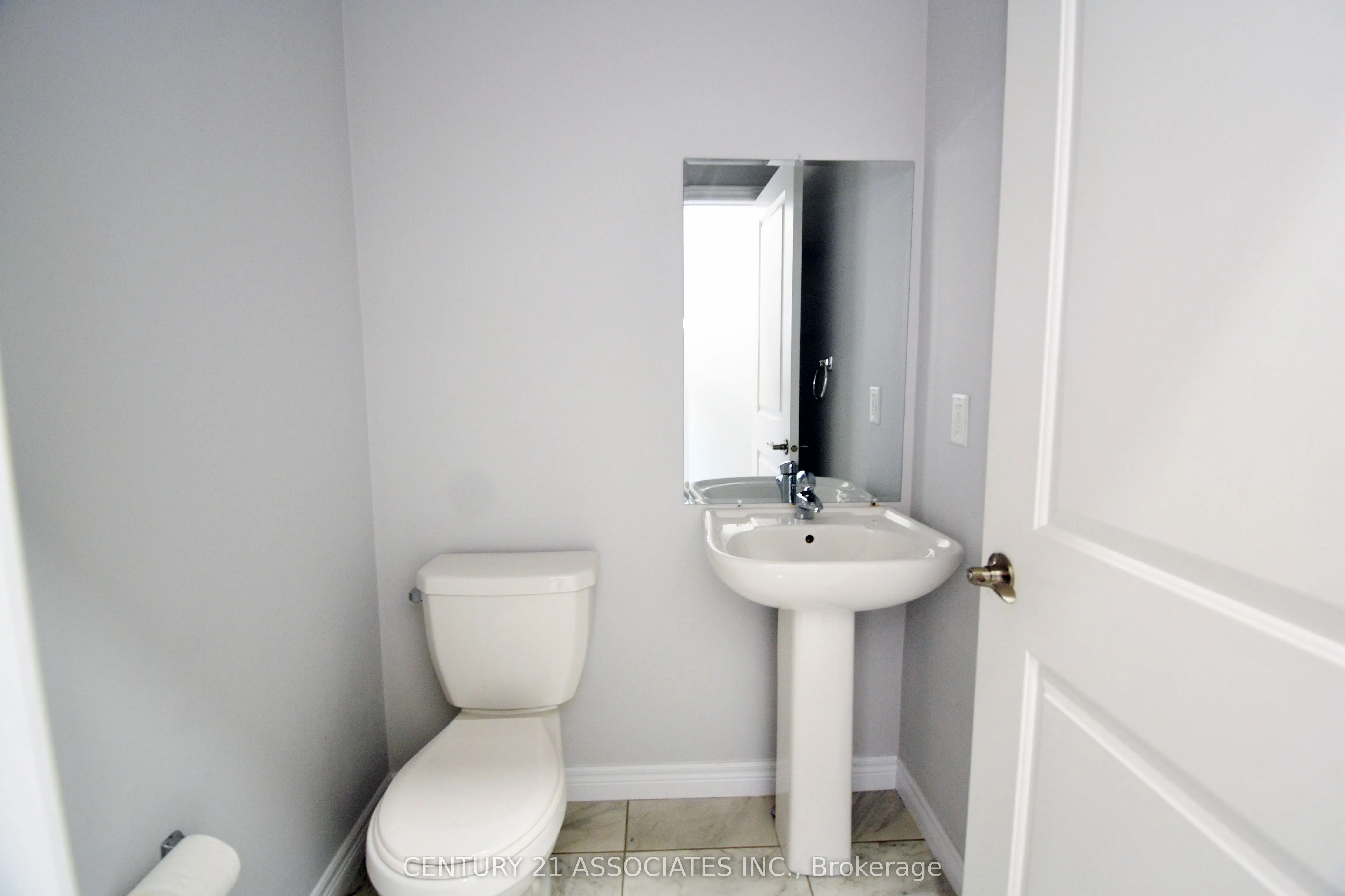 98 Shoreview Place, #6