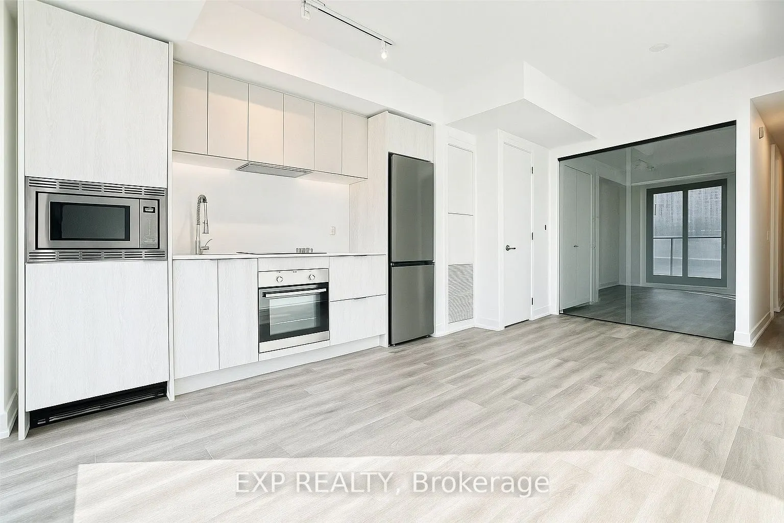 1 JARVIS Street, #309