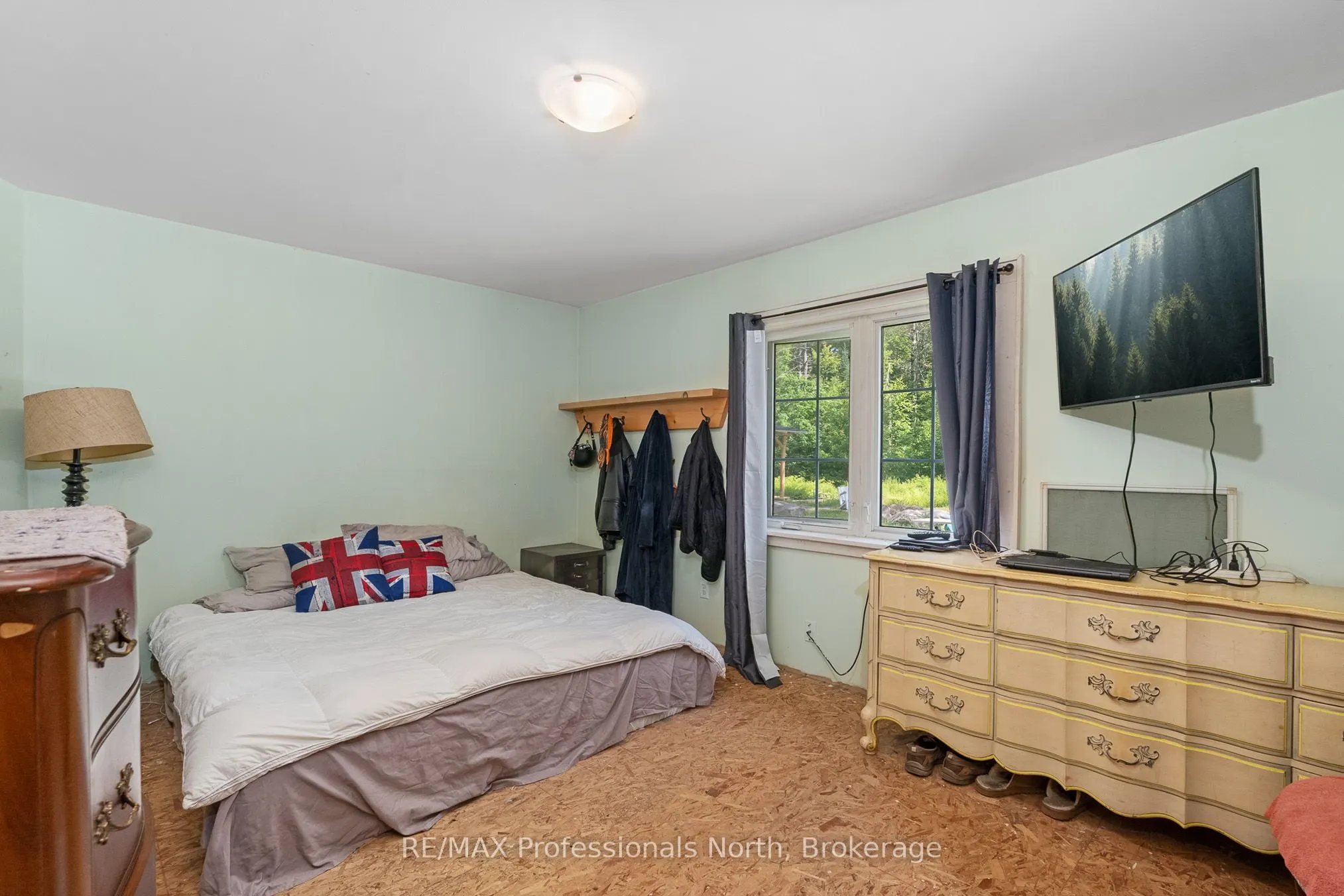 187 Stephenson 4 Road W