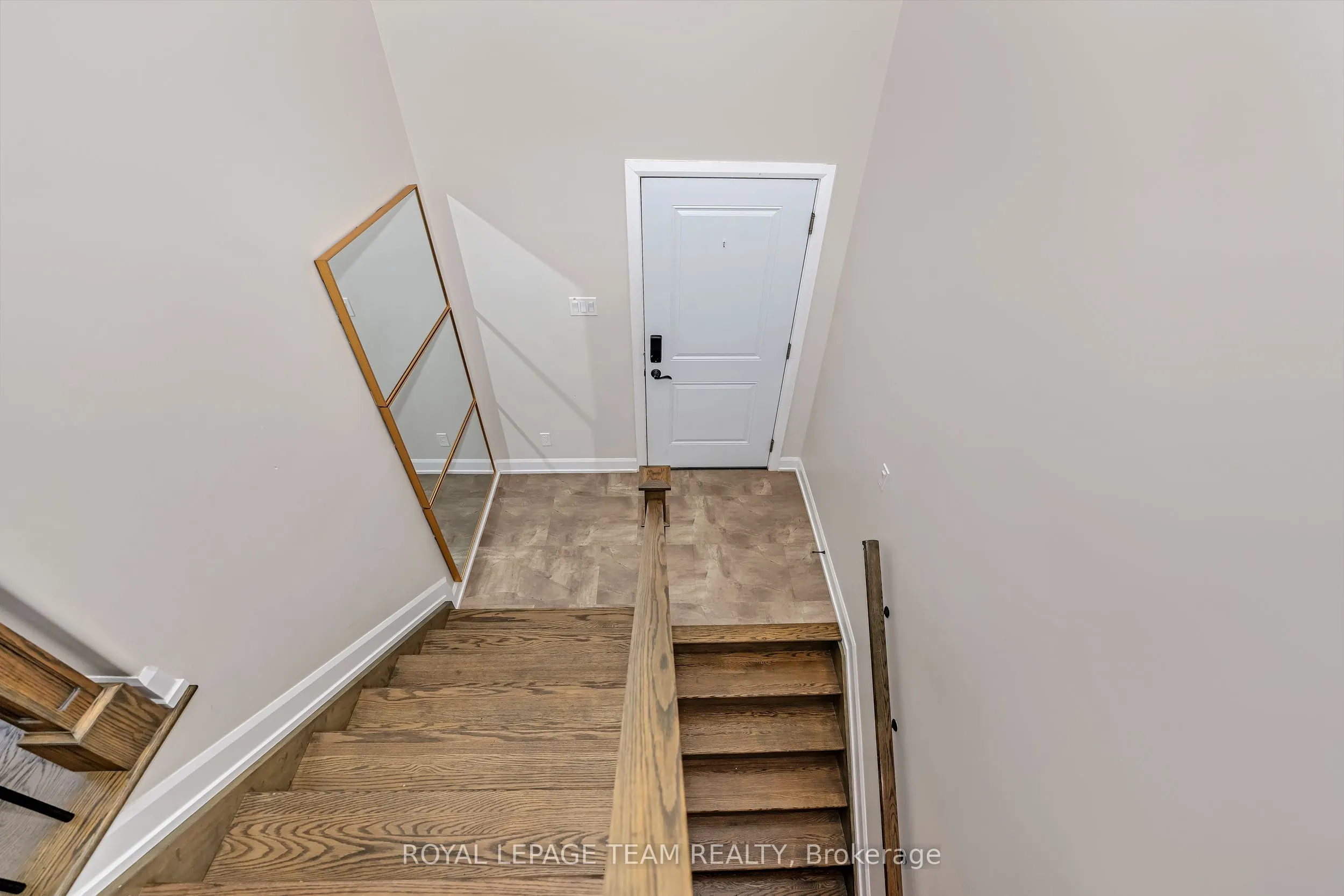 2500 Kearns Way
