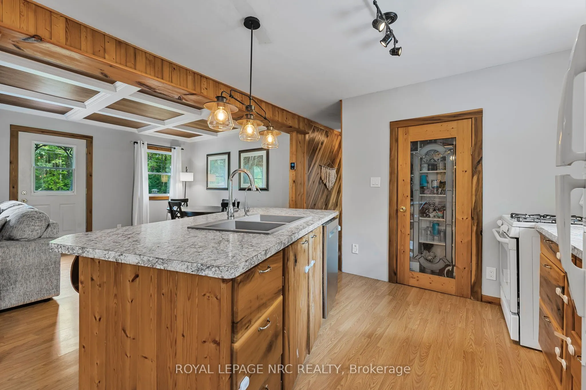 445 Gloria Road