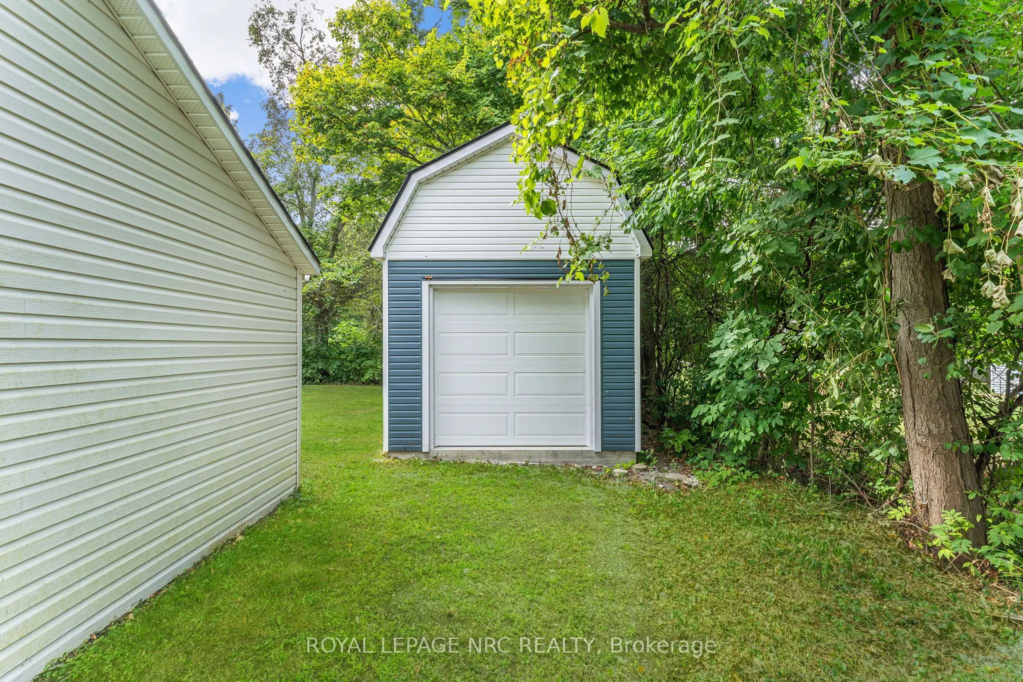 445 Gloria Road