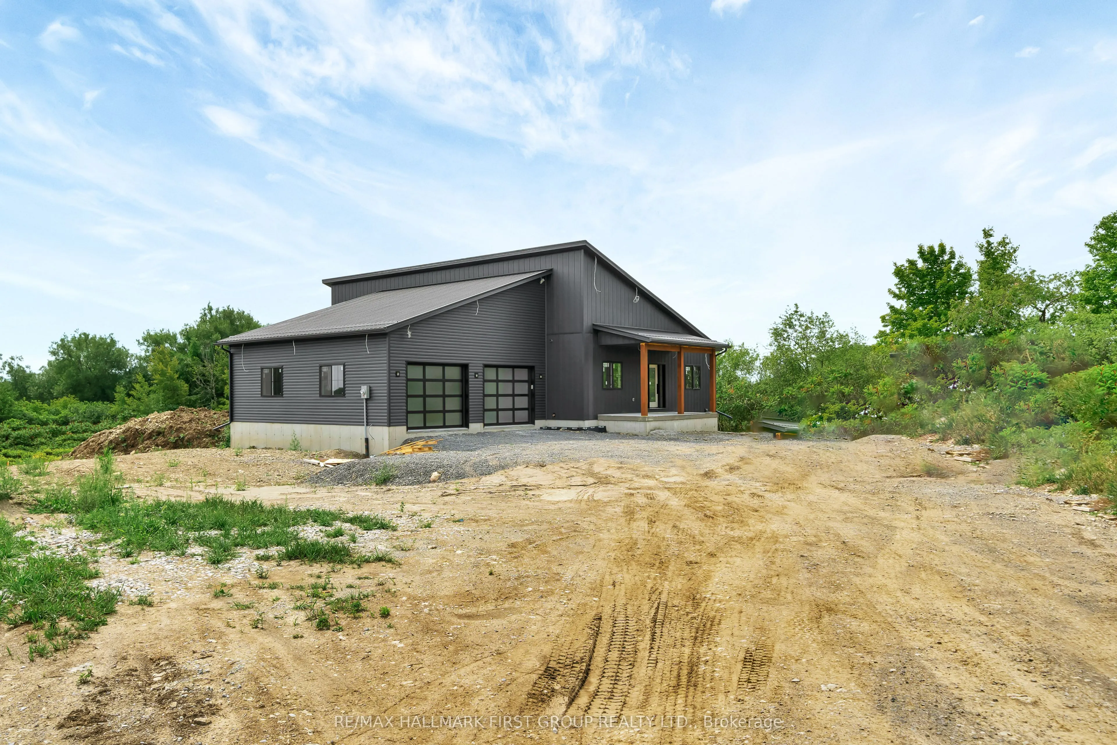 19115 Loyalist Parkway