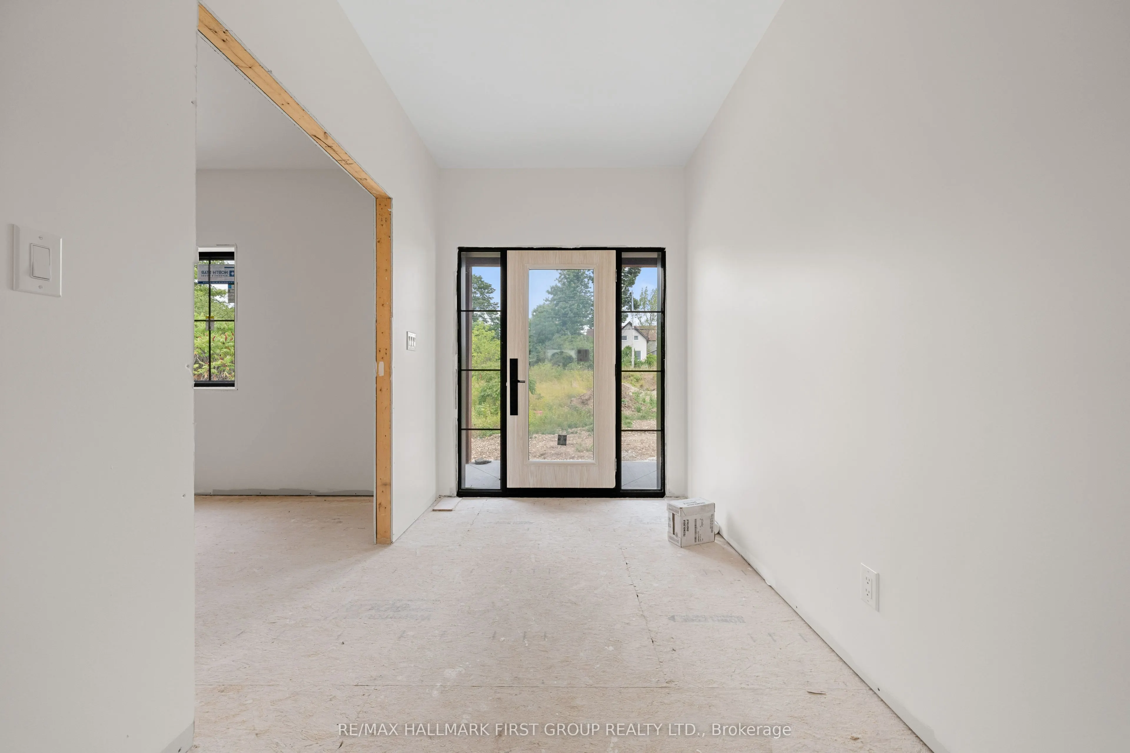 19115 Loyalist Parkway