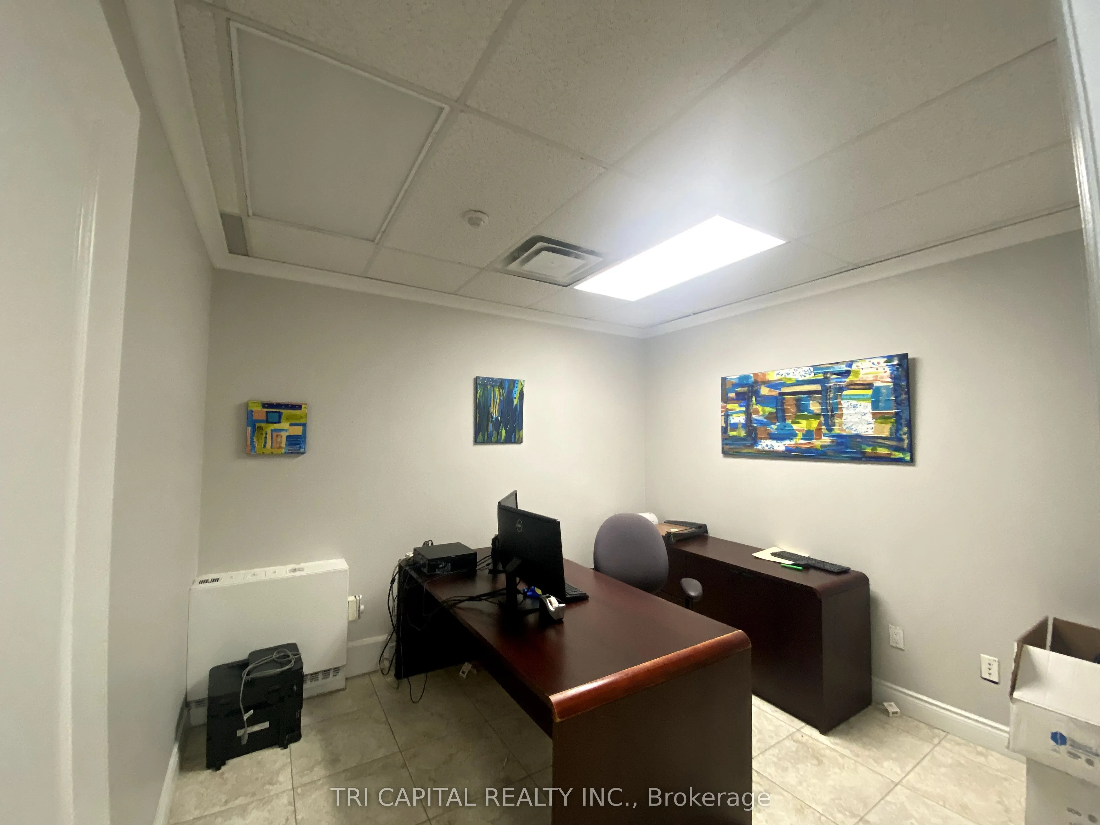 470 Dundas Street, #106