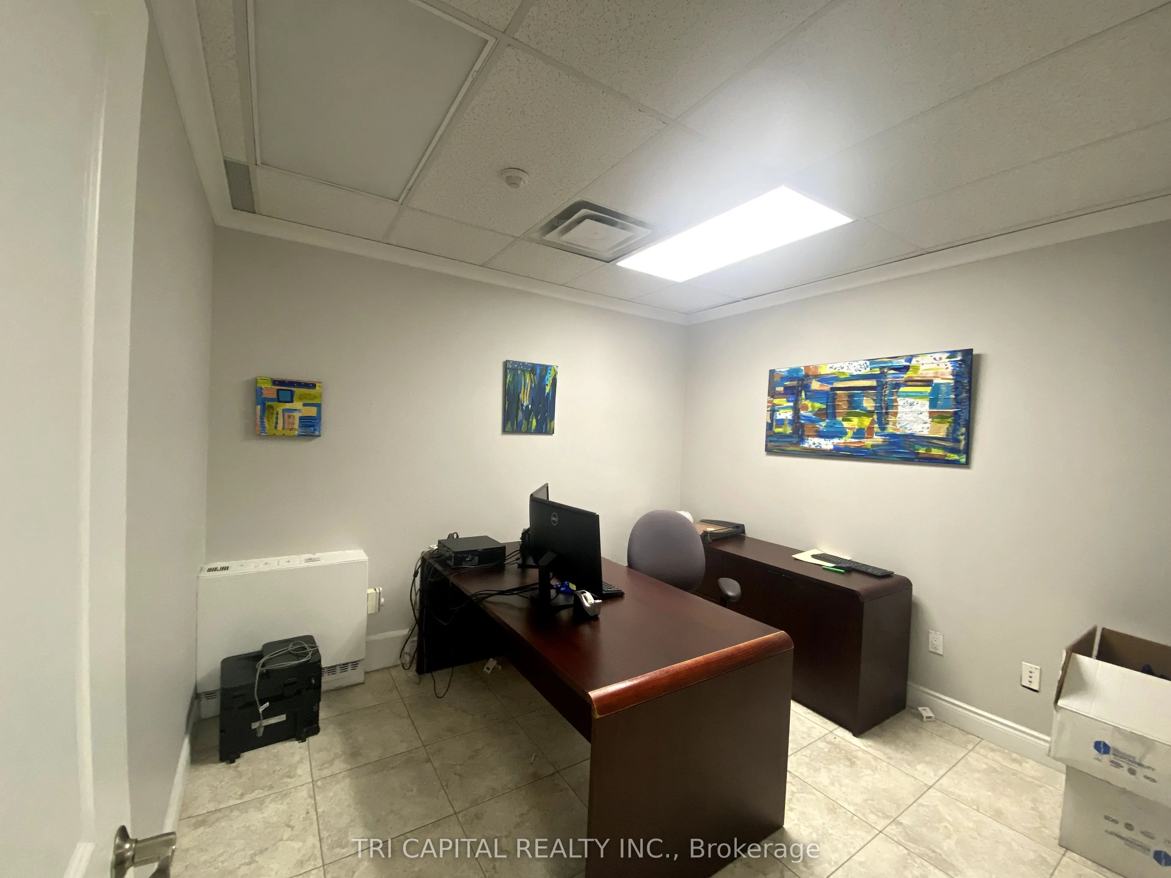 470 Dundas Street, #106