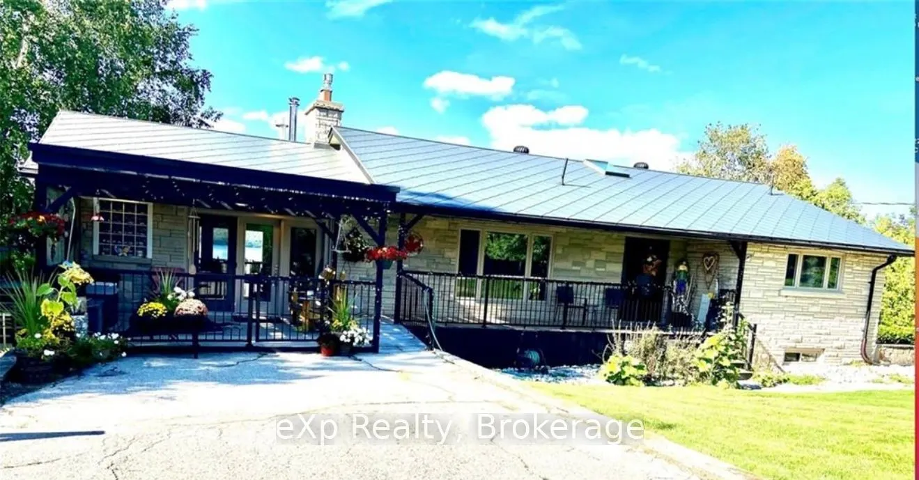 502435 Grey Road 1 Road