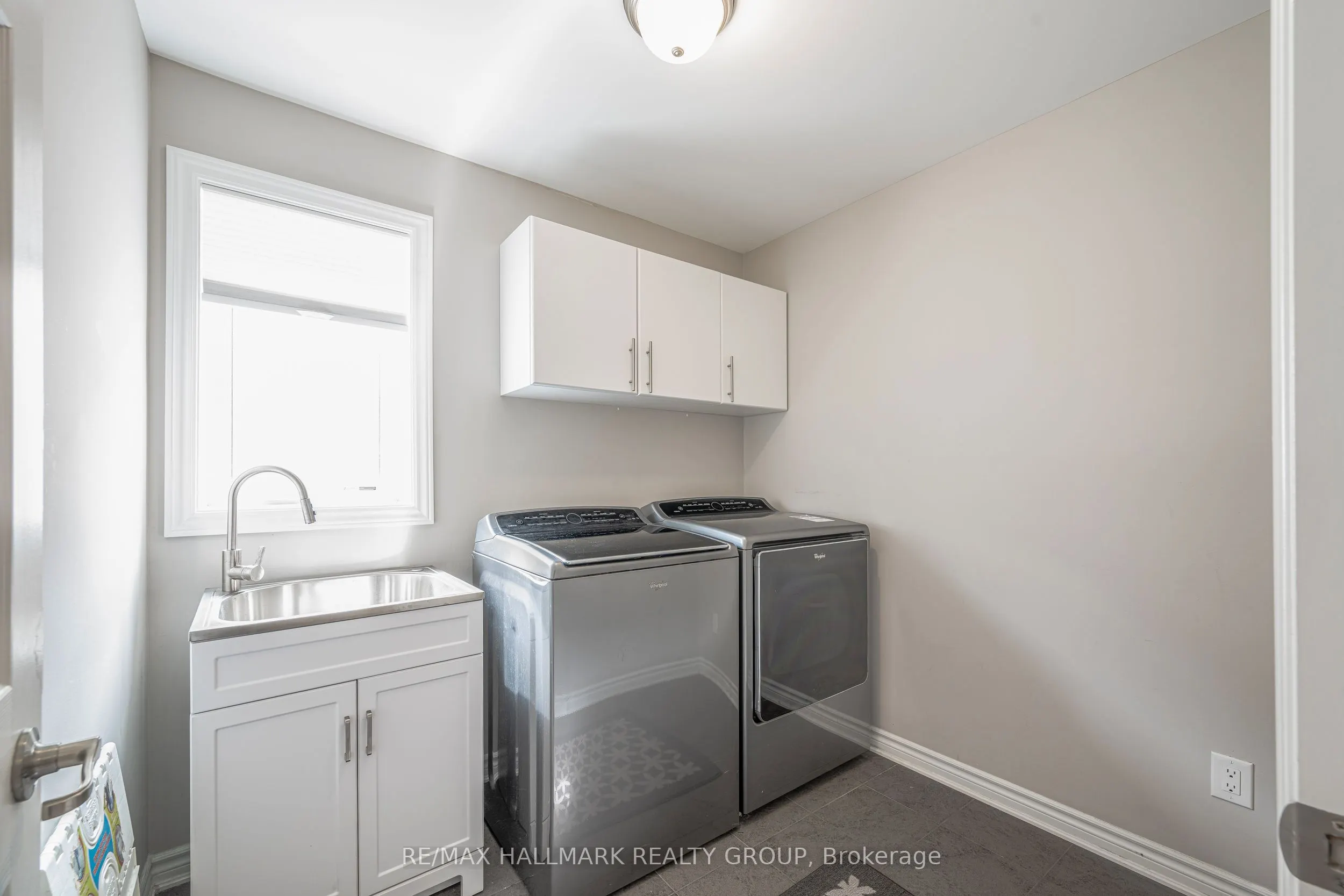 738 Mayfly Crescent