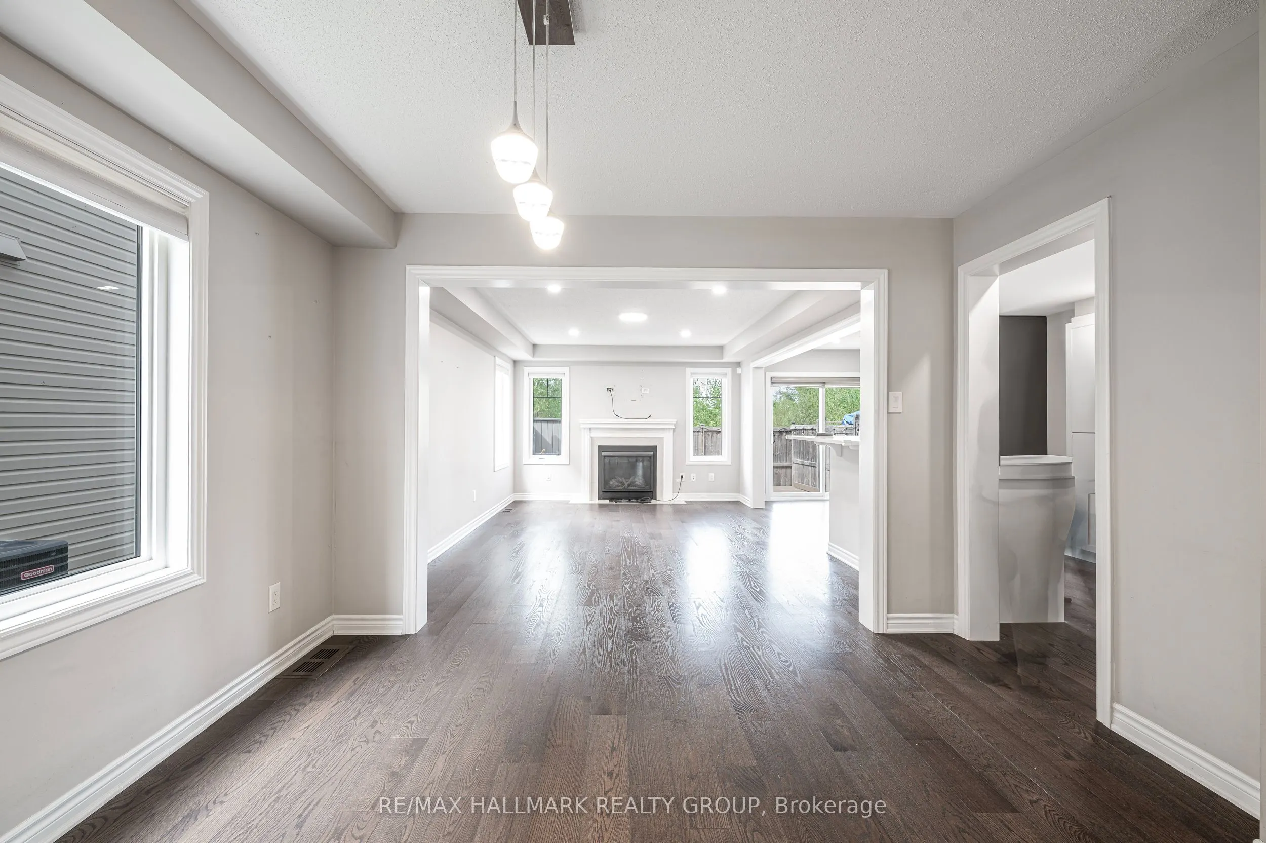 738 Mayfly Crescent