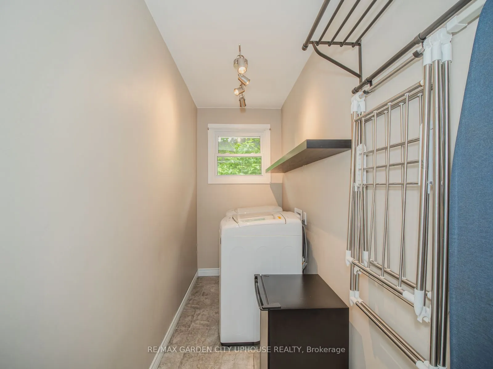373 Darby Road