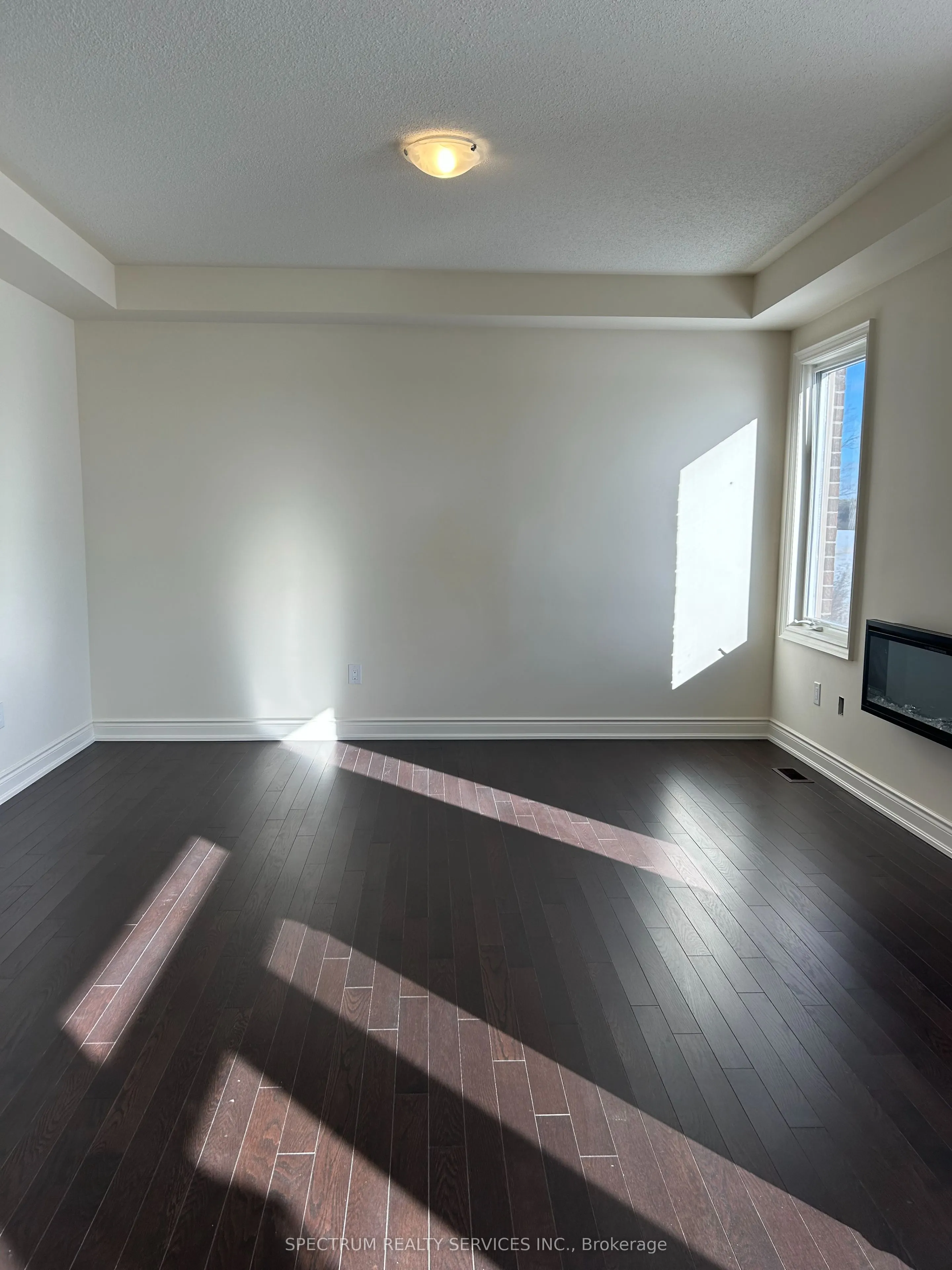148 Bloomfield Crescent