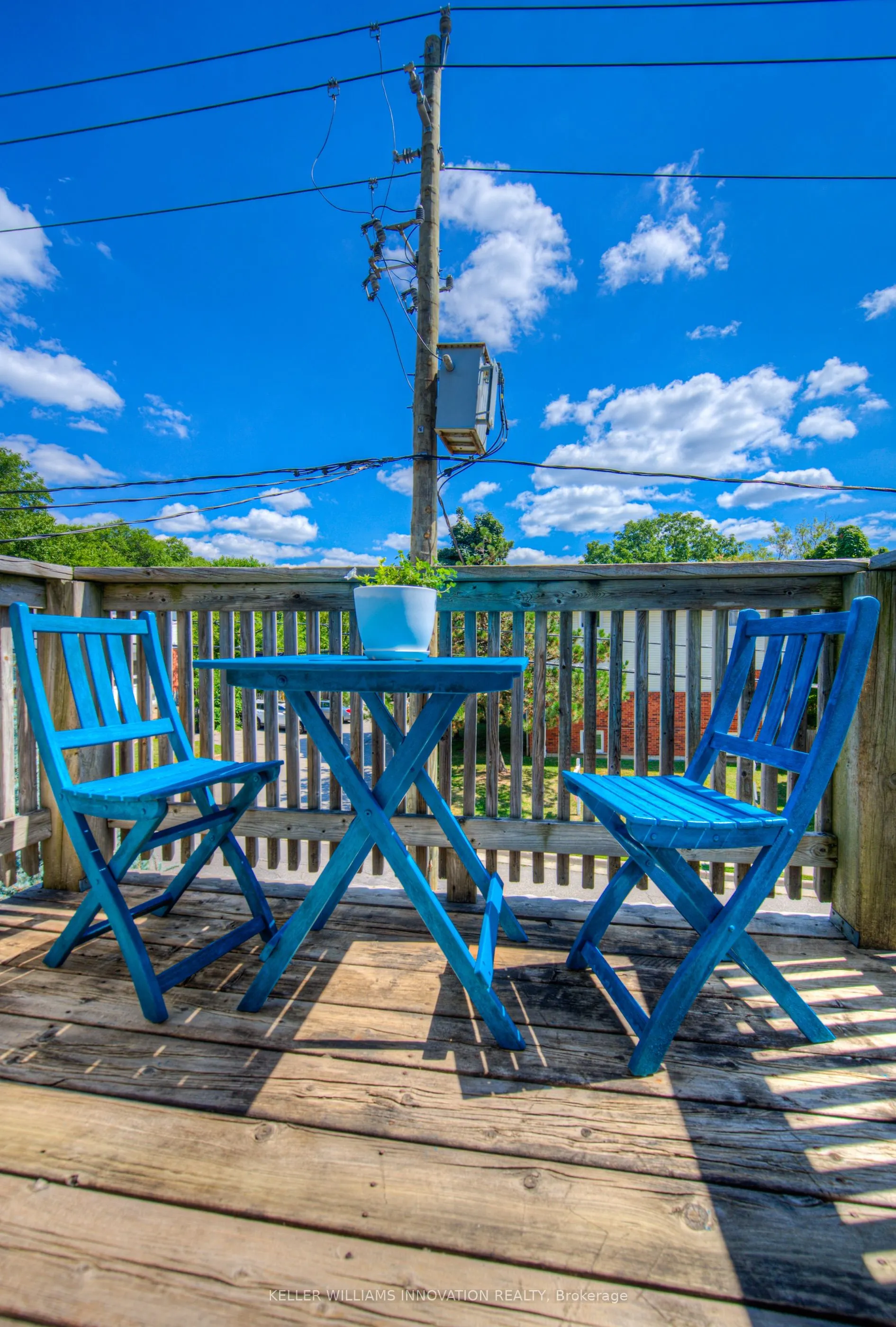 116 Cedar Street S