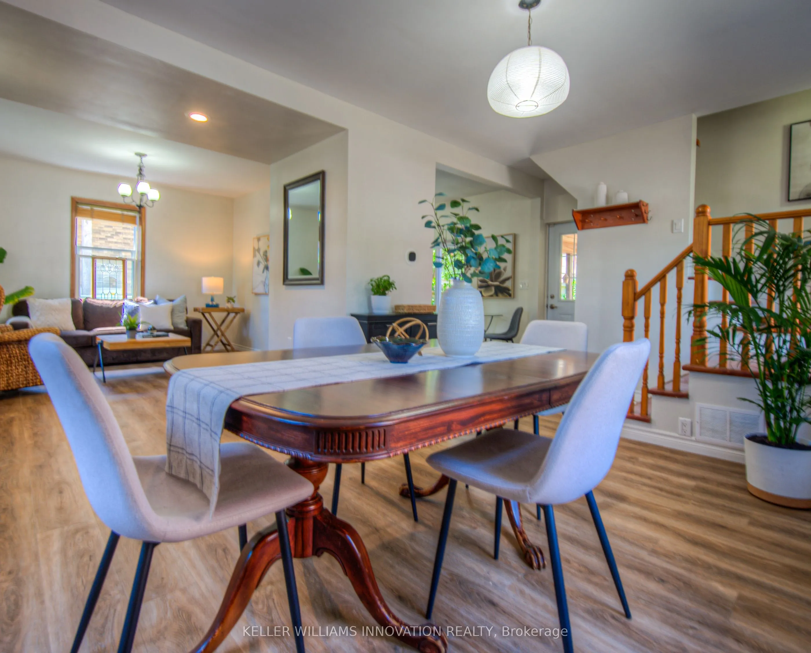 116 Cedar Street S