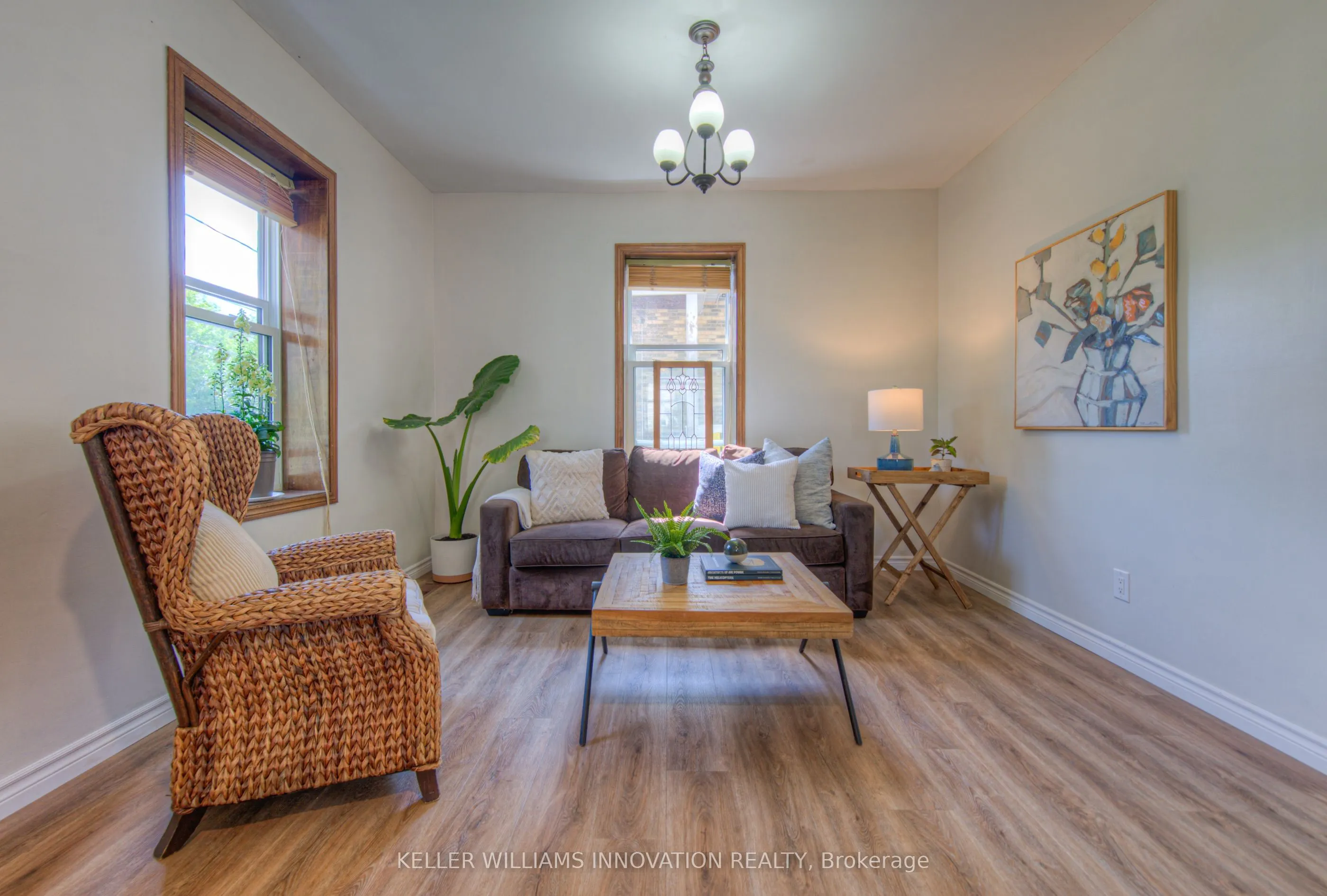 116 Cedar Street S