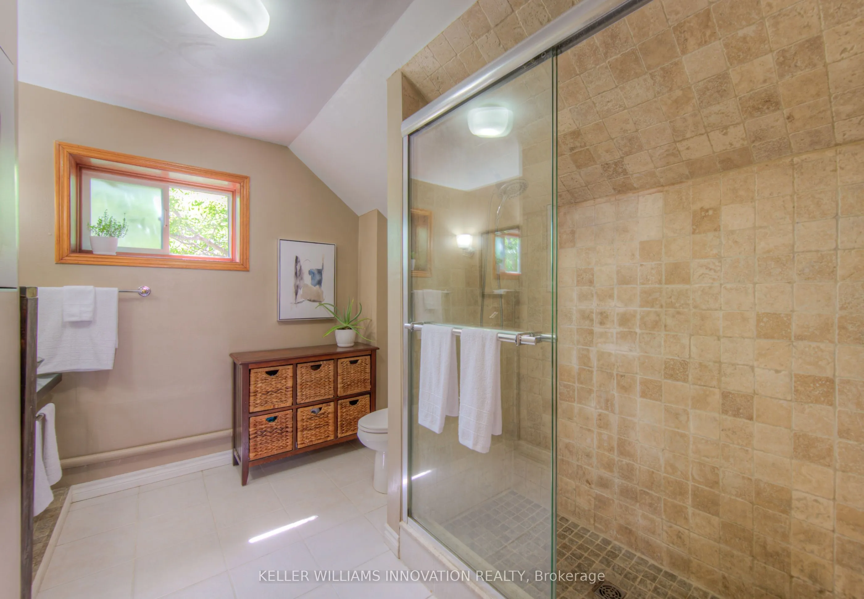 116 Cedar Street S