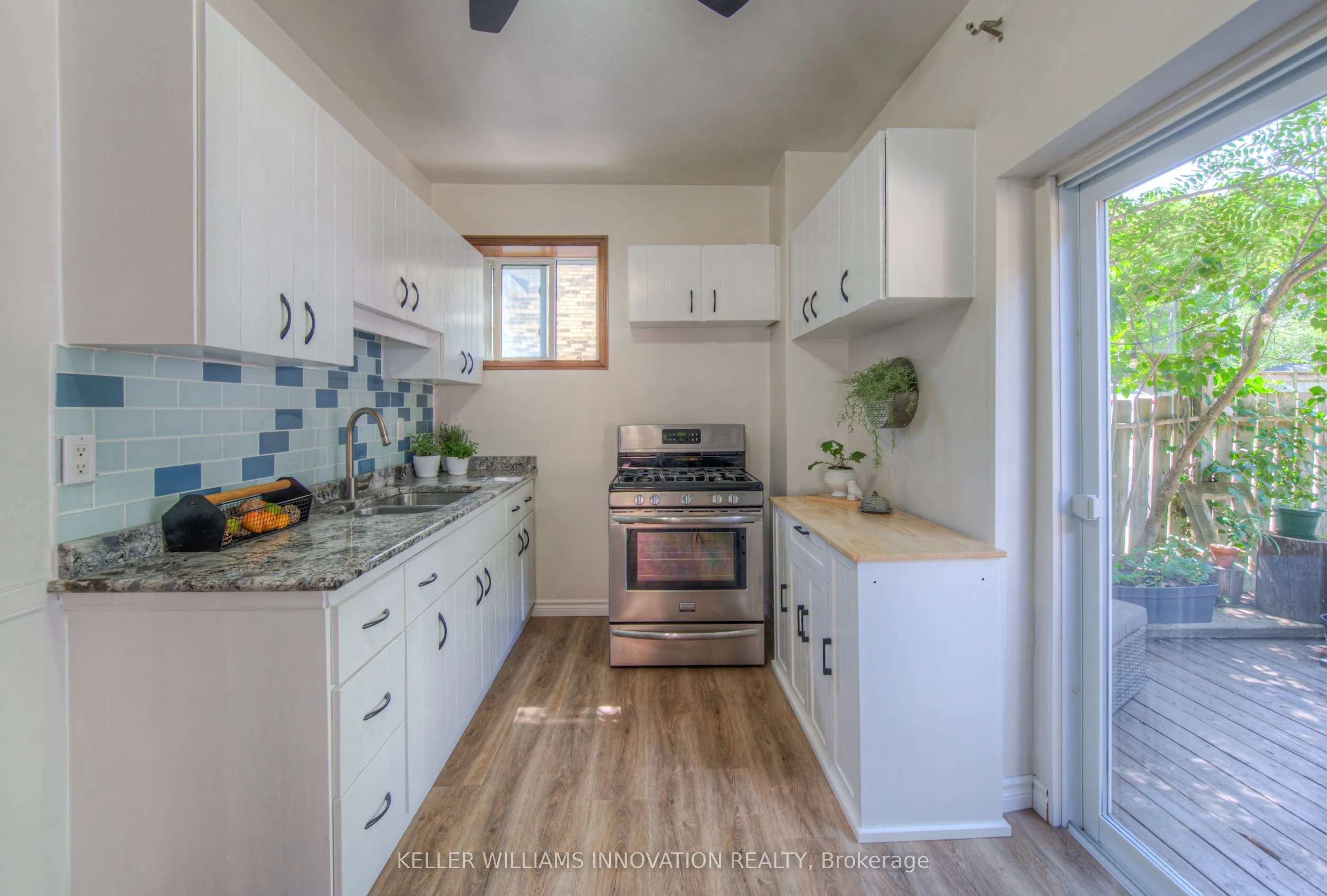 116 Cedar Street S