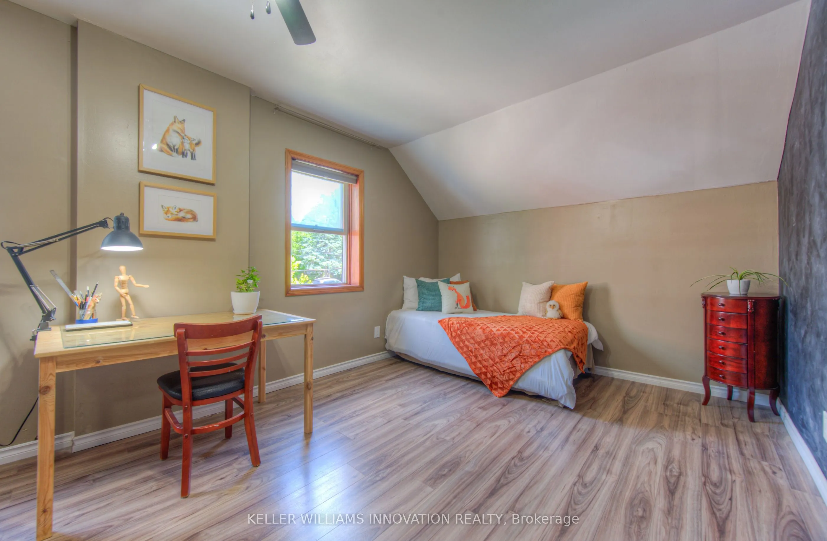 116 Cedar Street S