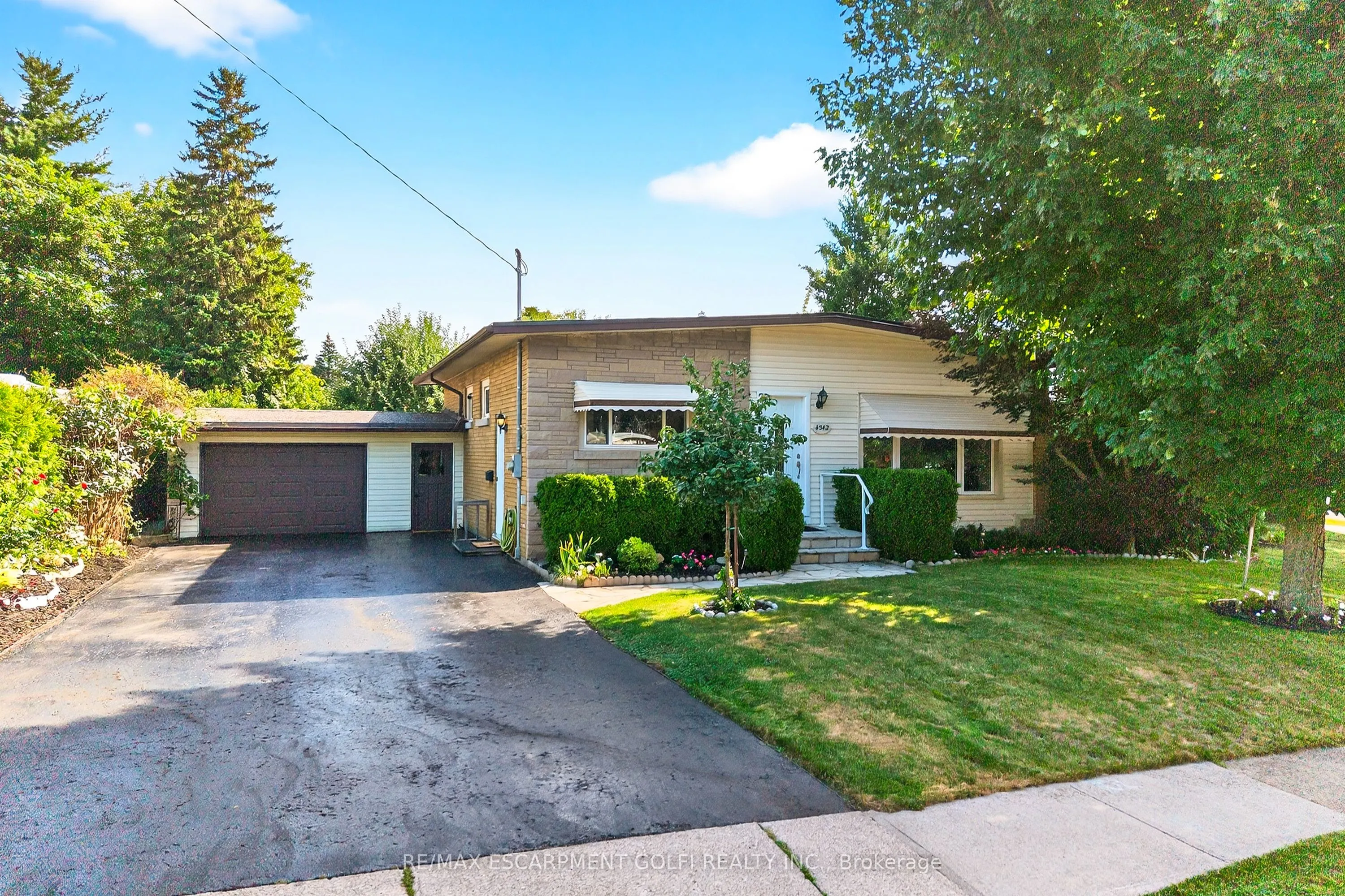 4542 Nancy Drive