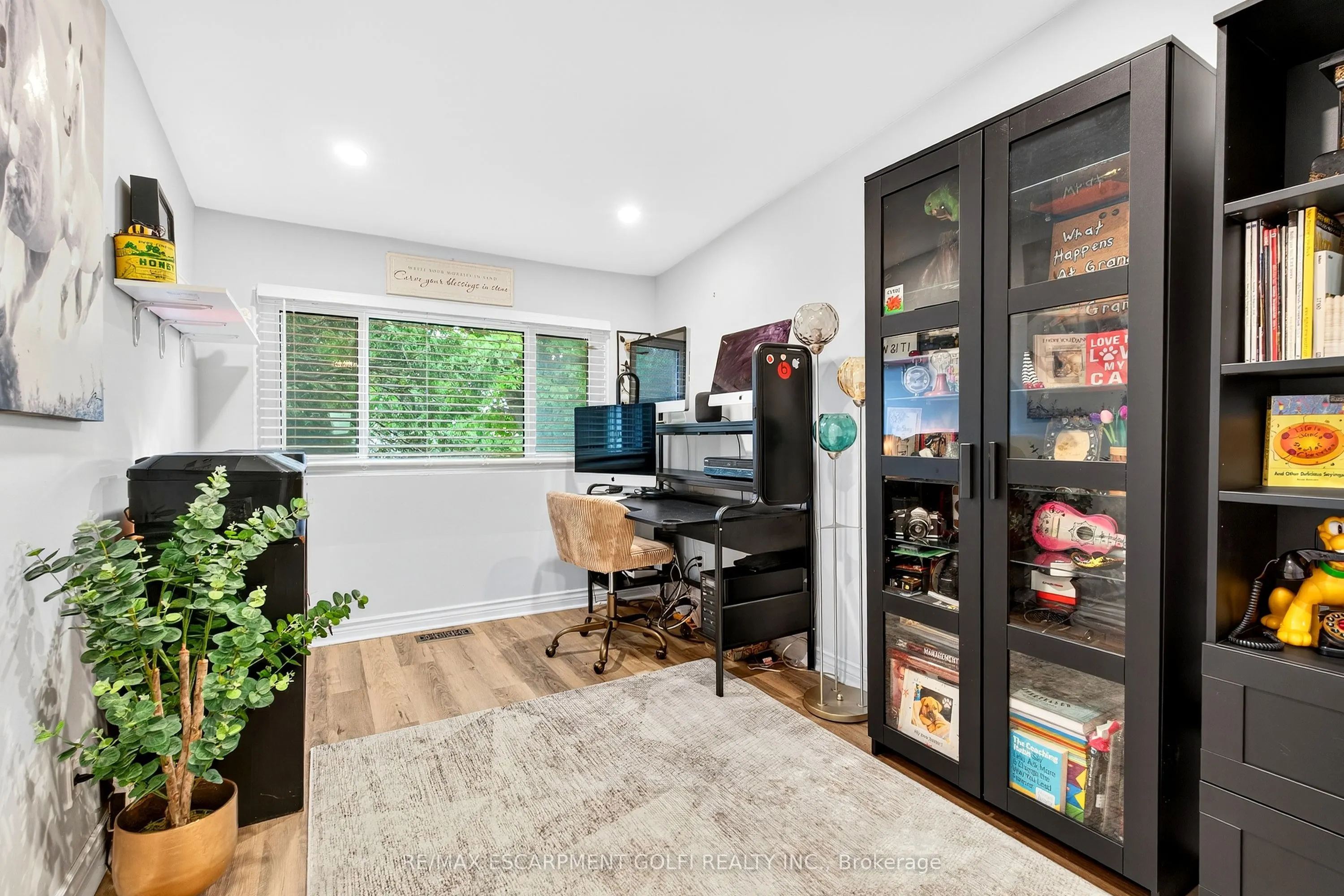4542 Nancy Drive