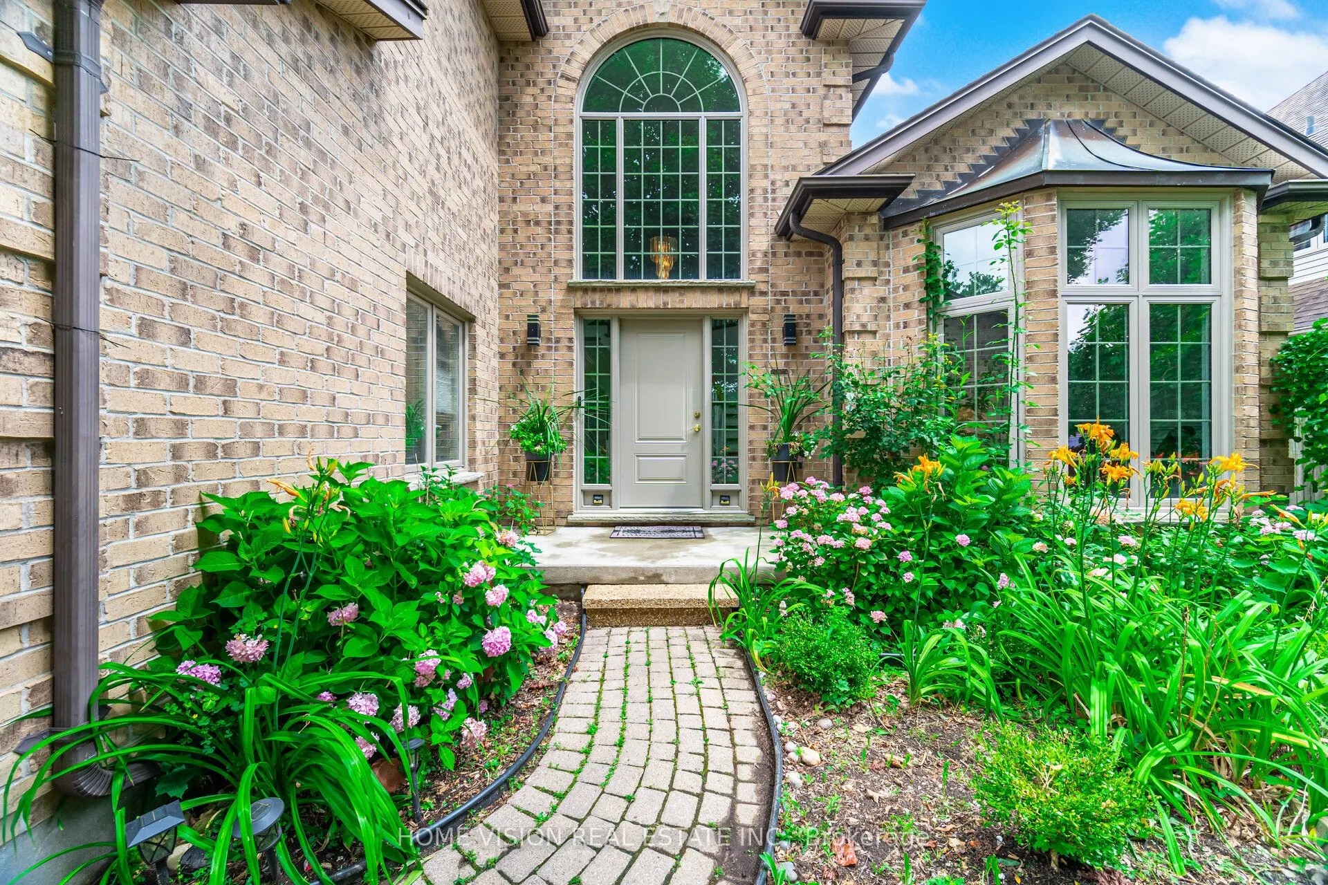 14 Wintergarden Road
