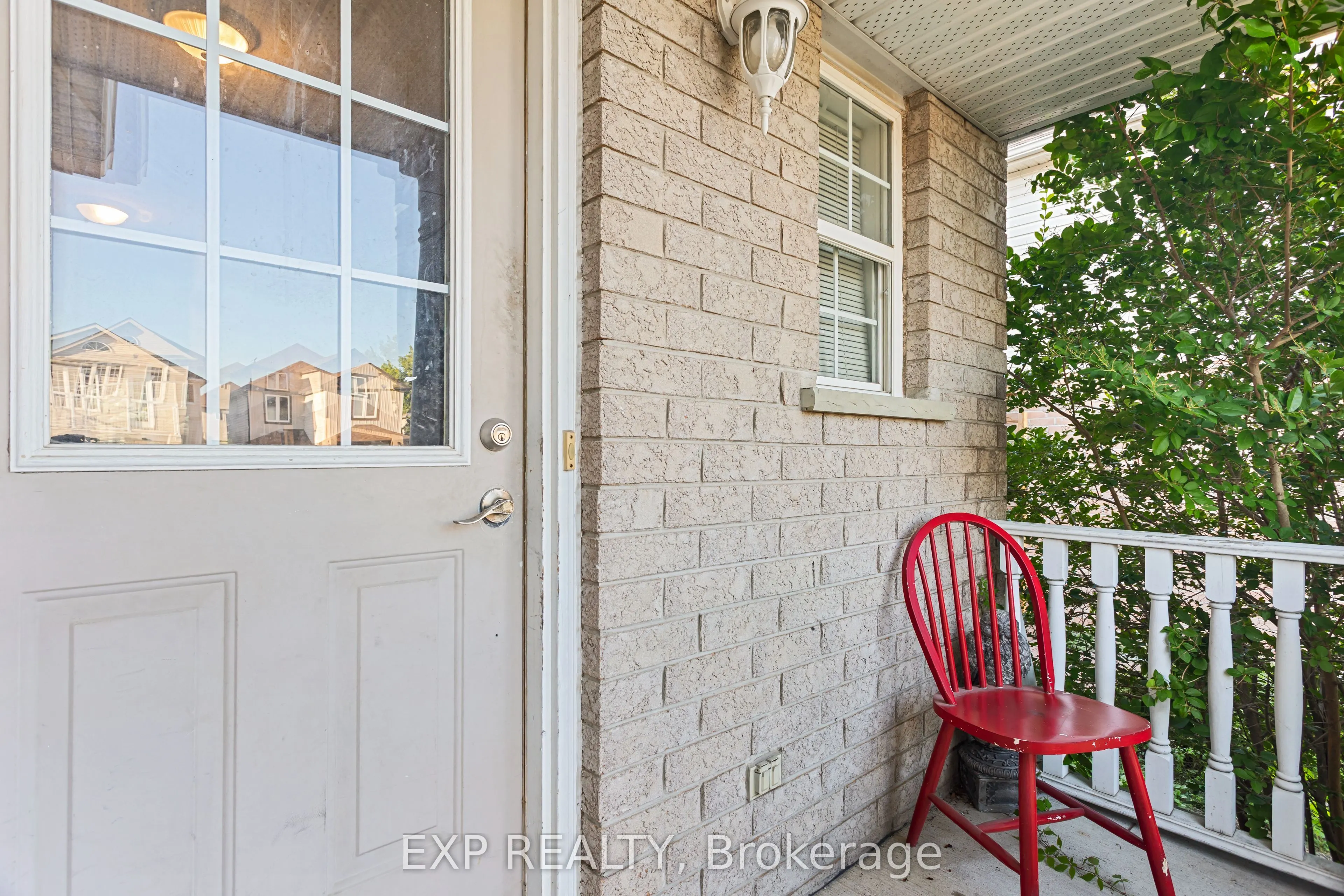 118 Chateau Crescent