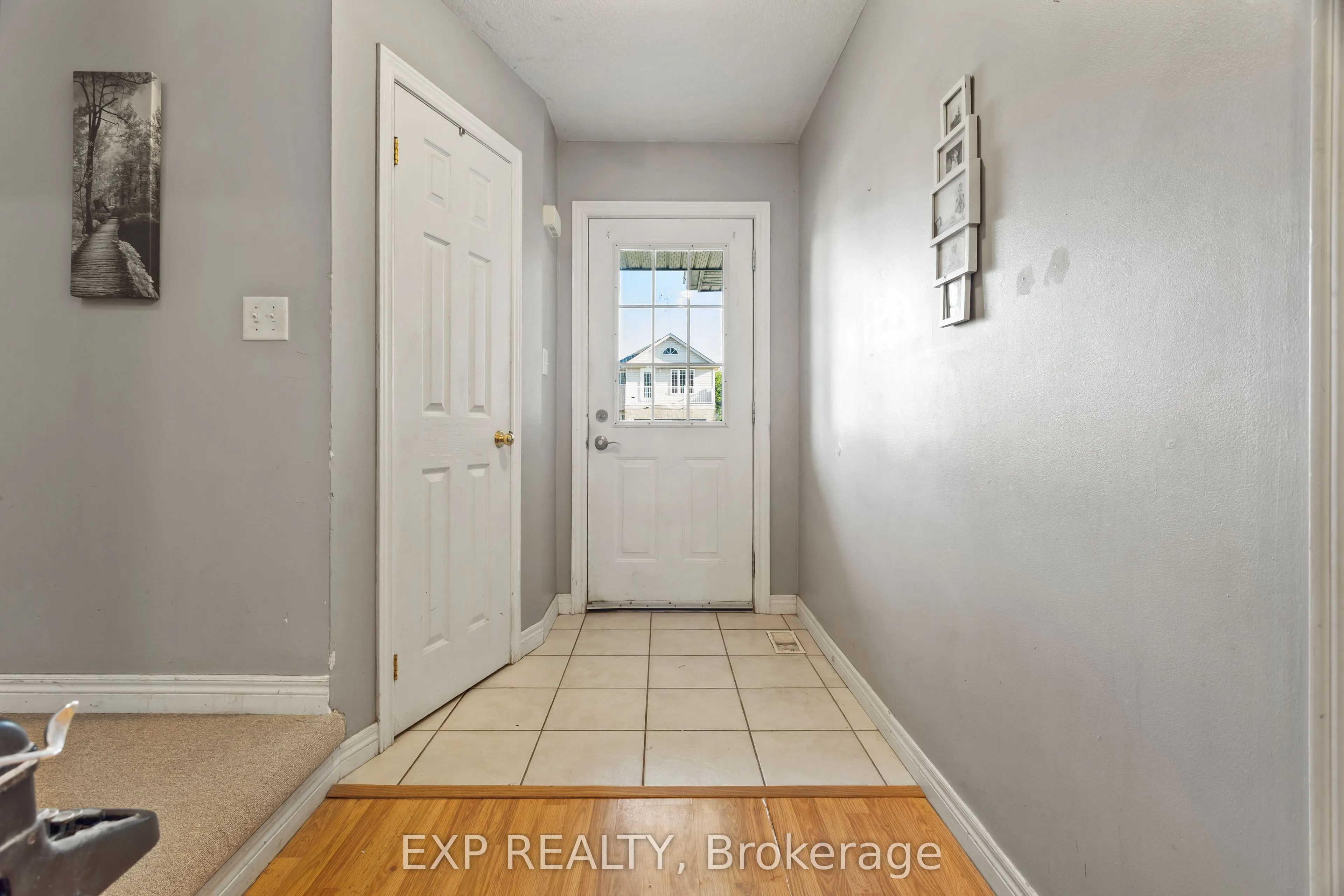 118 Chateau Crescent
