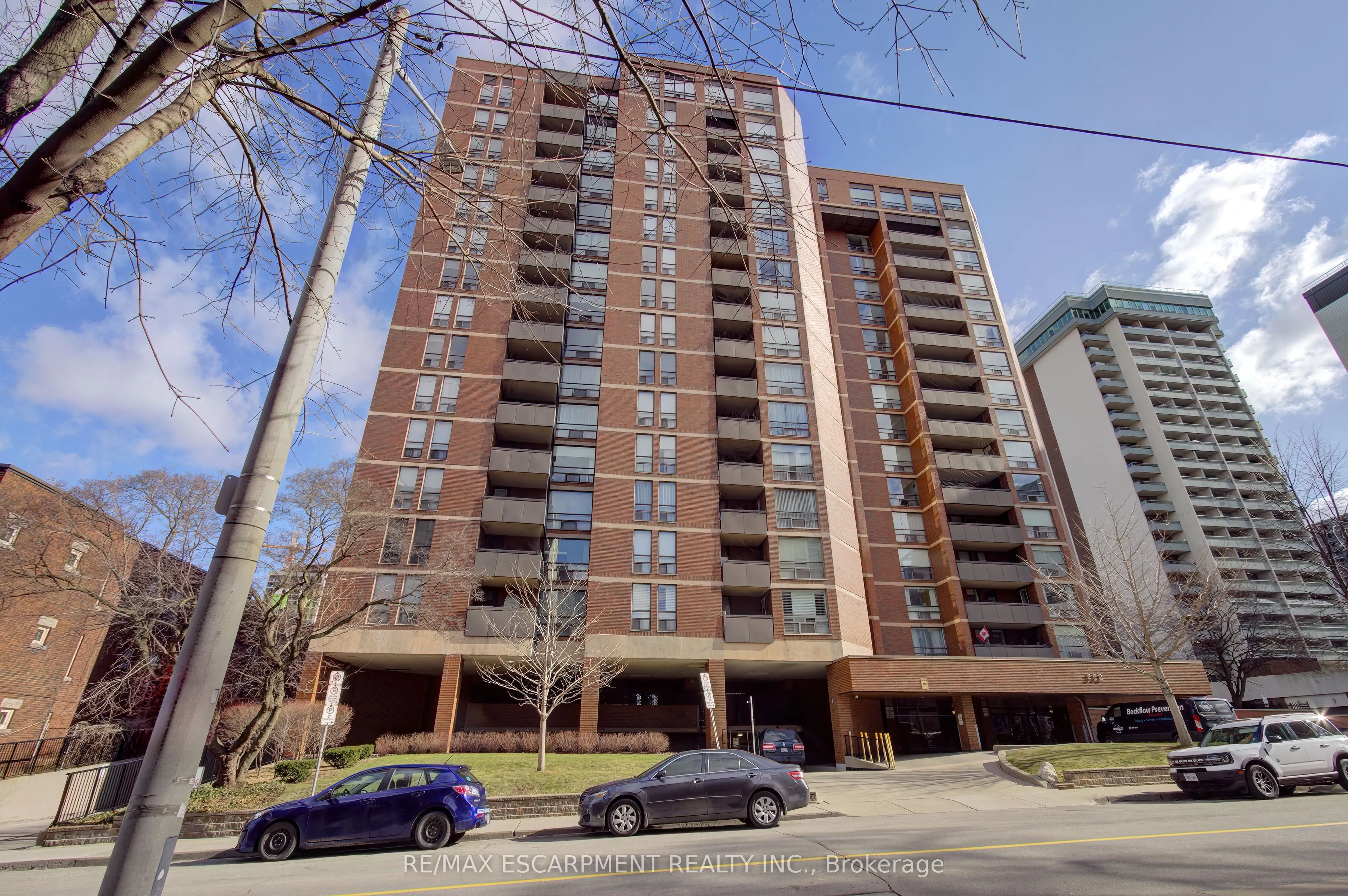 222 Jackson Street W, #1406