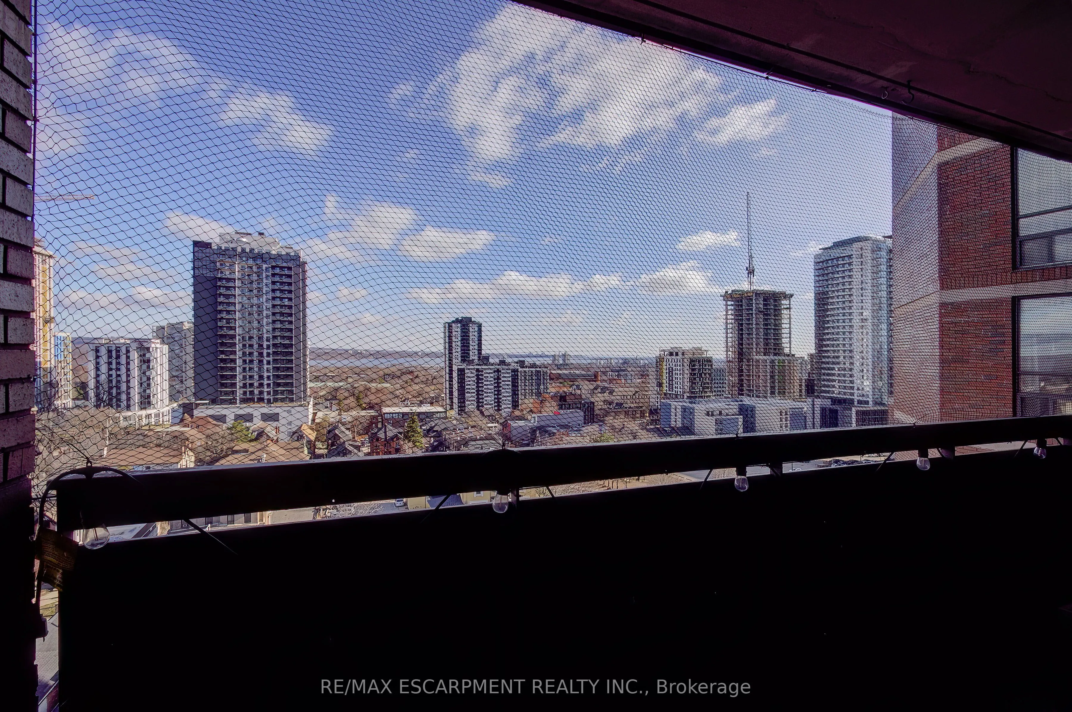 222 Jackson Street W, #1406