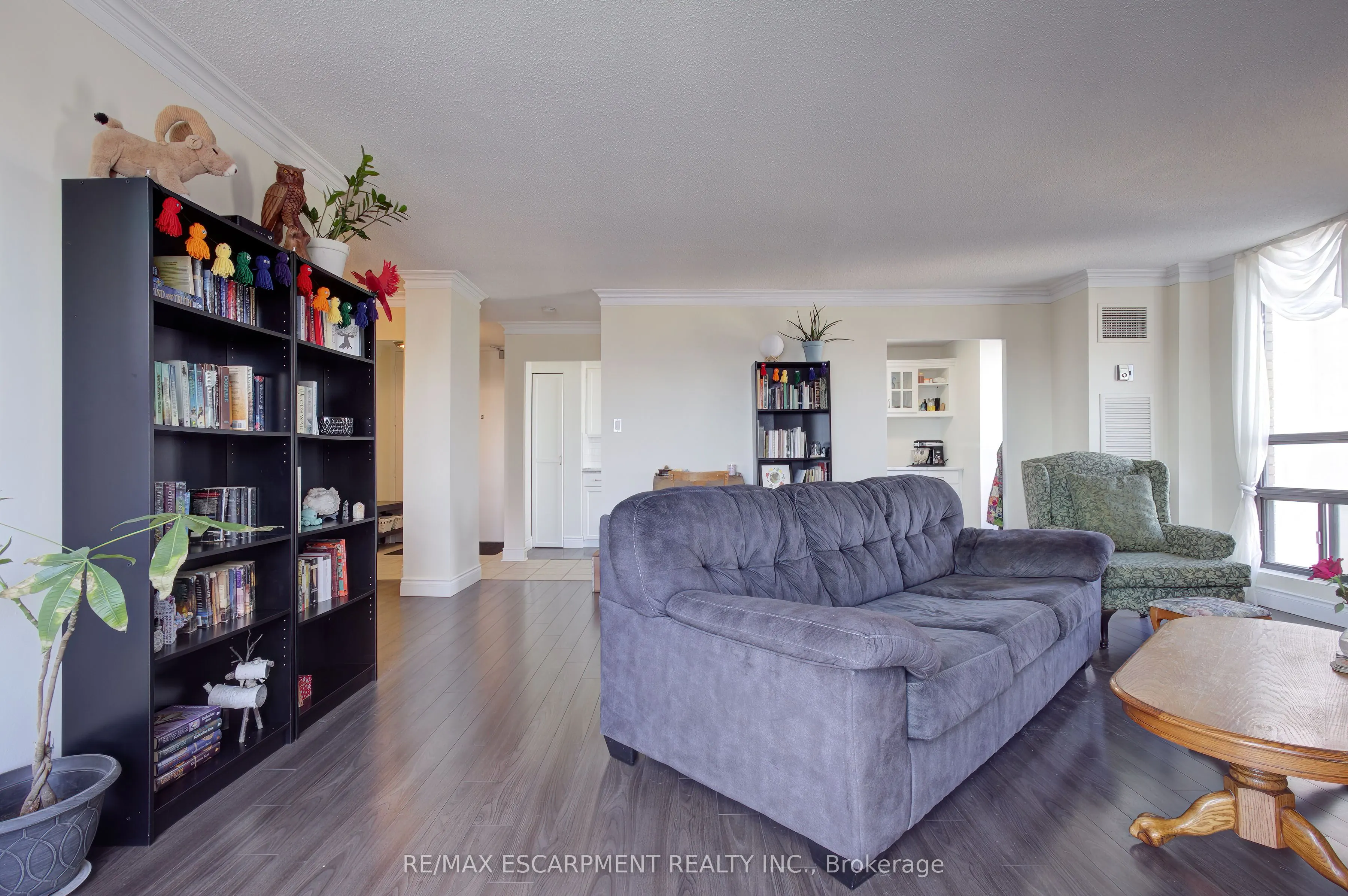 222 Jackson Street W, #1406