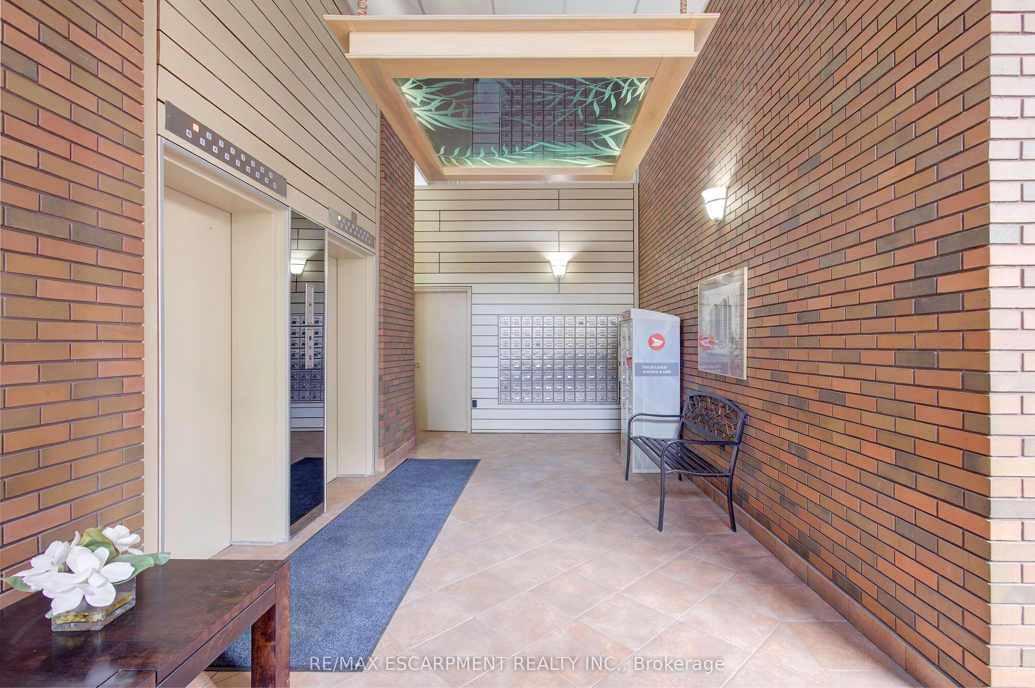 222 Jackson Street W, #1406