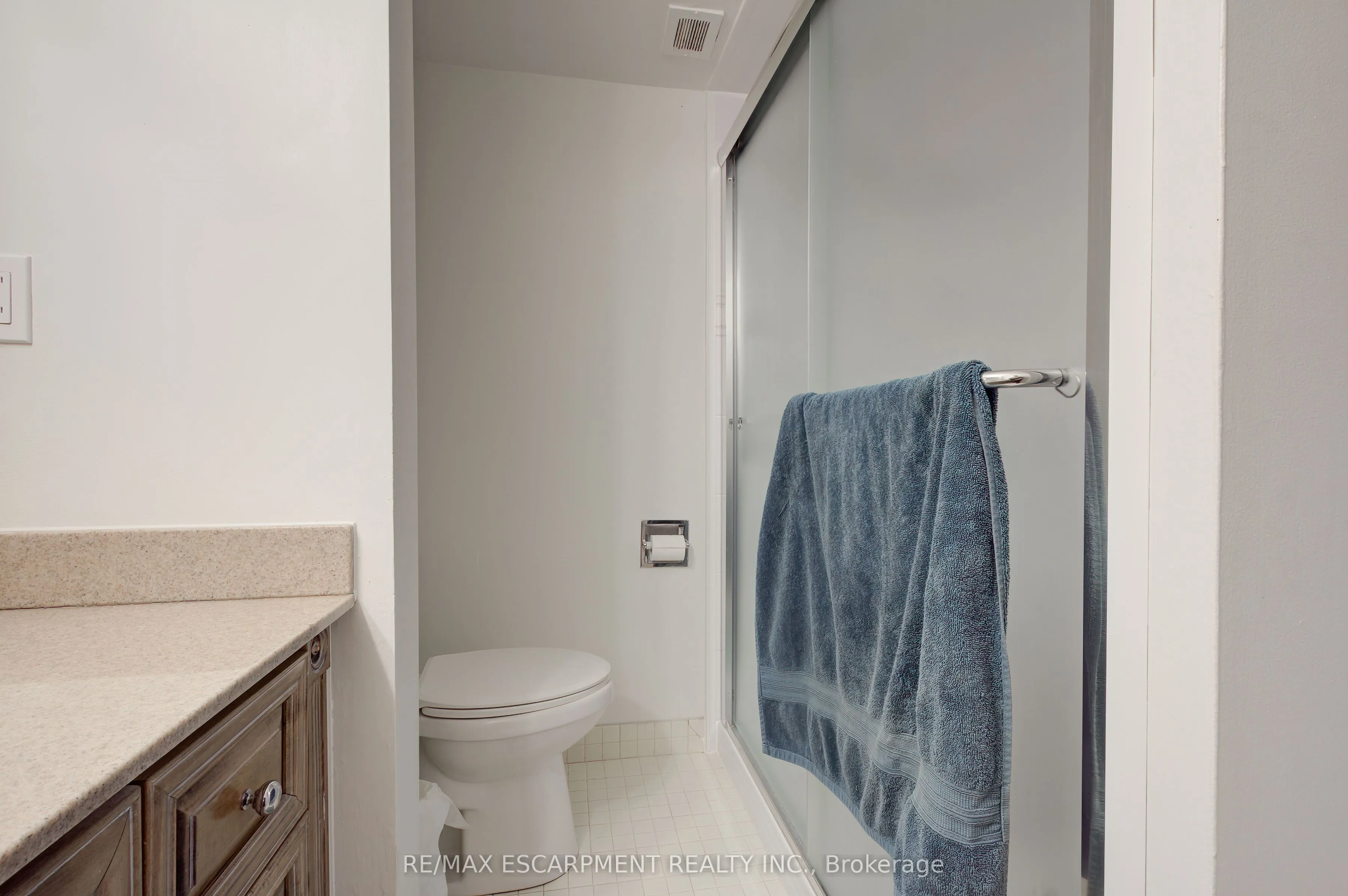 222 Jackson Street W, #1406