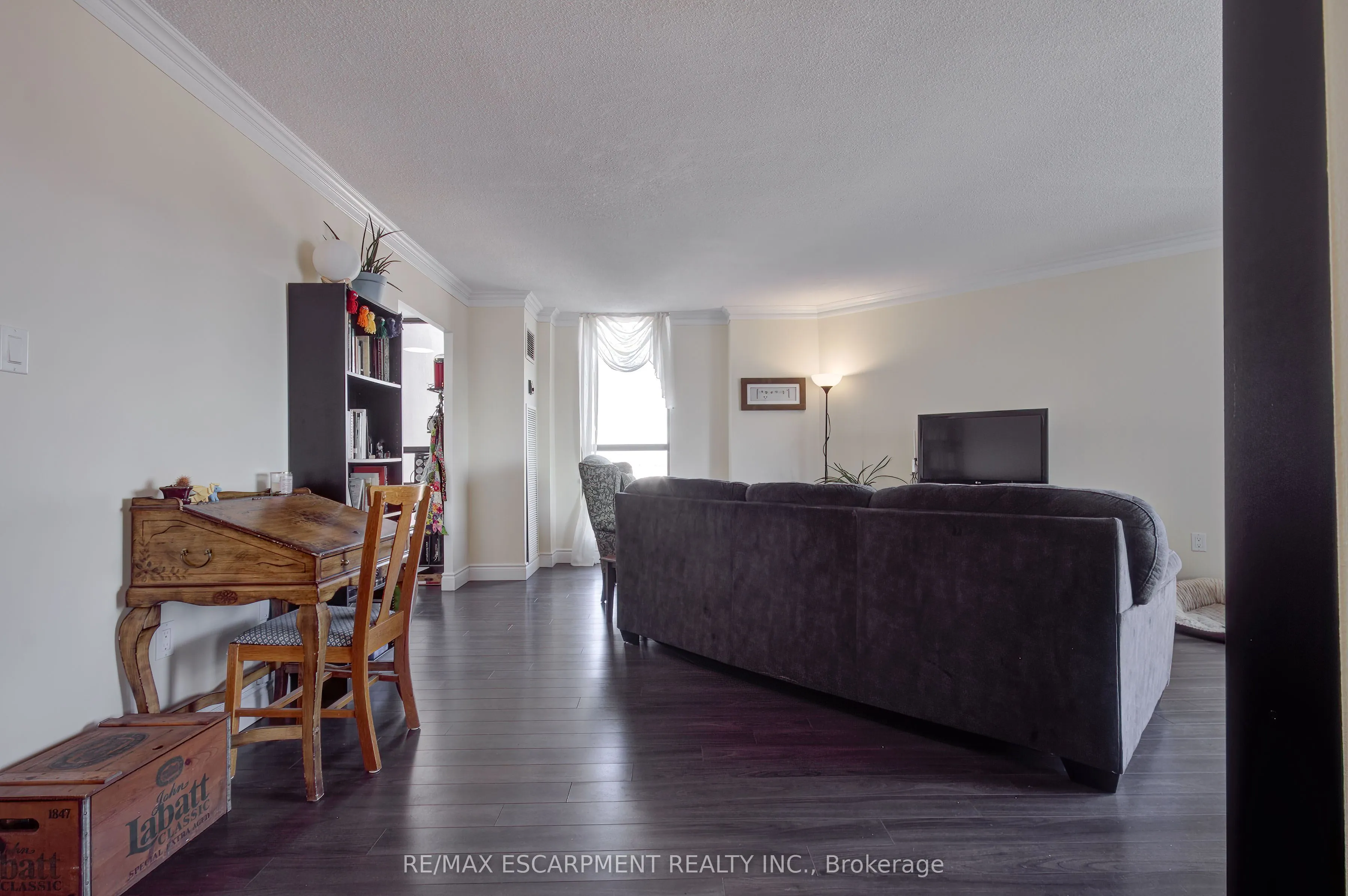 222 Jackson Street W, #1406