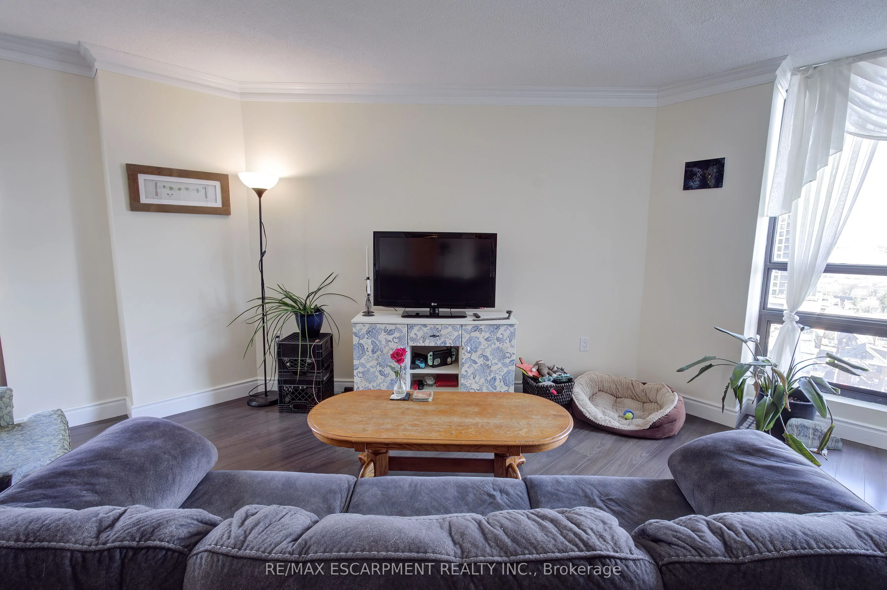 222 Jackson Street W, #1406