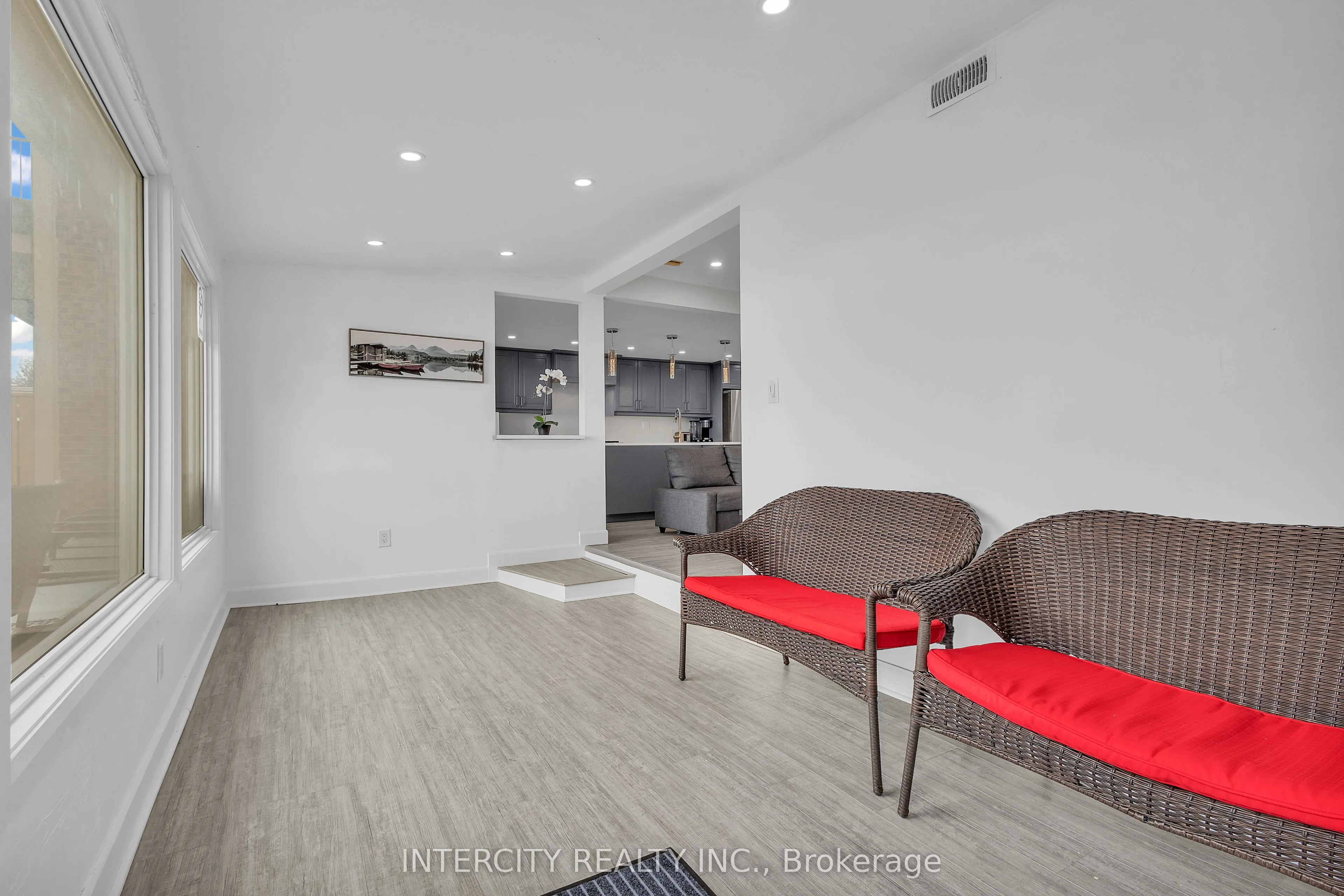24 Trillium Avenue