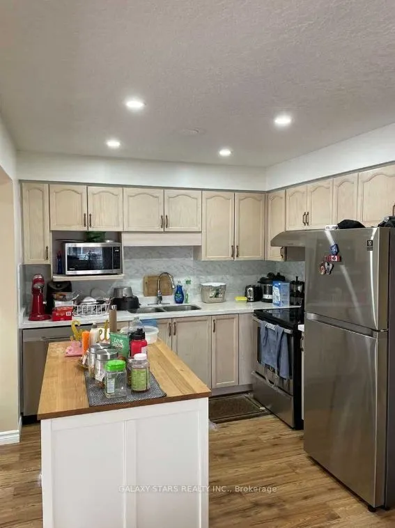 6 Westwood Drive, #4