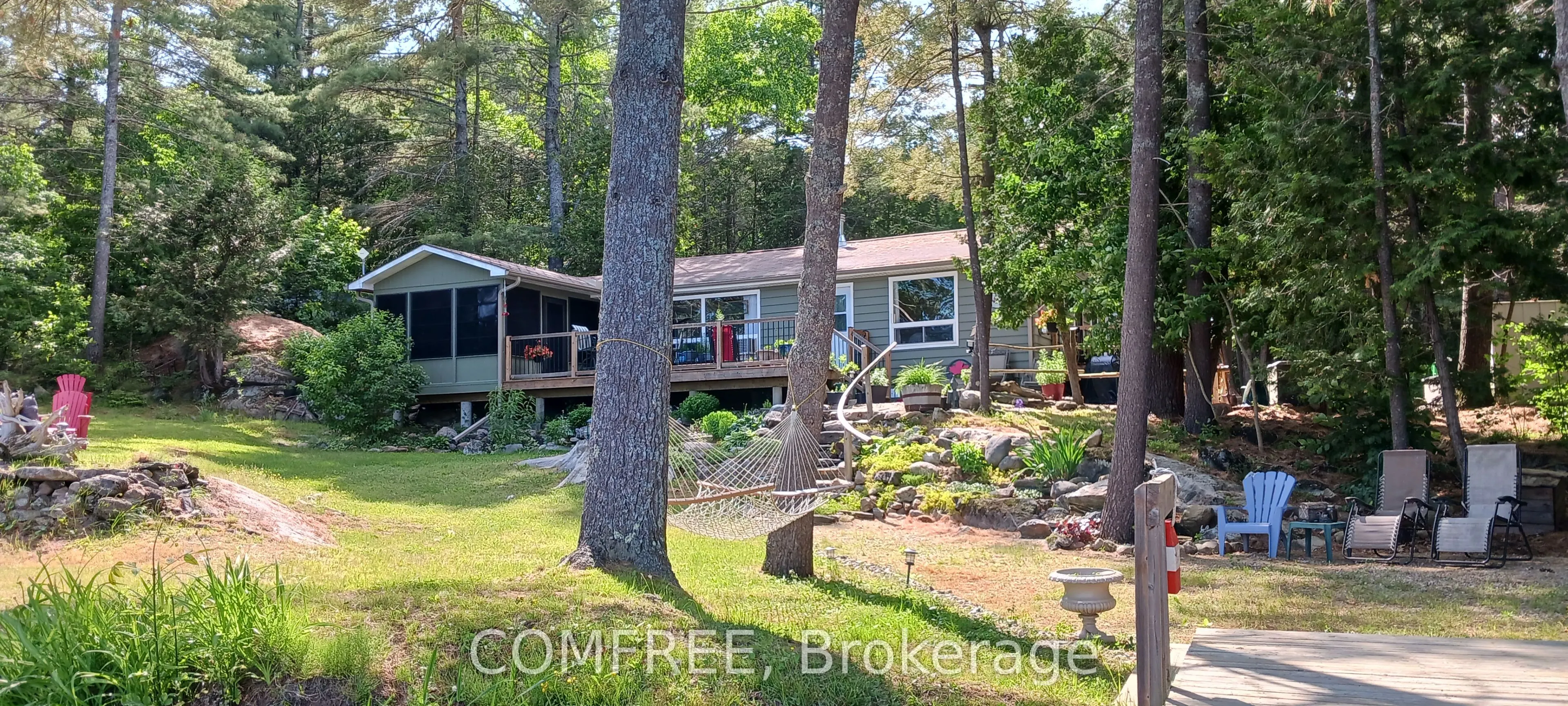 1005 Hoyle Lane W