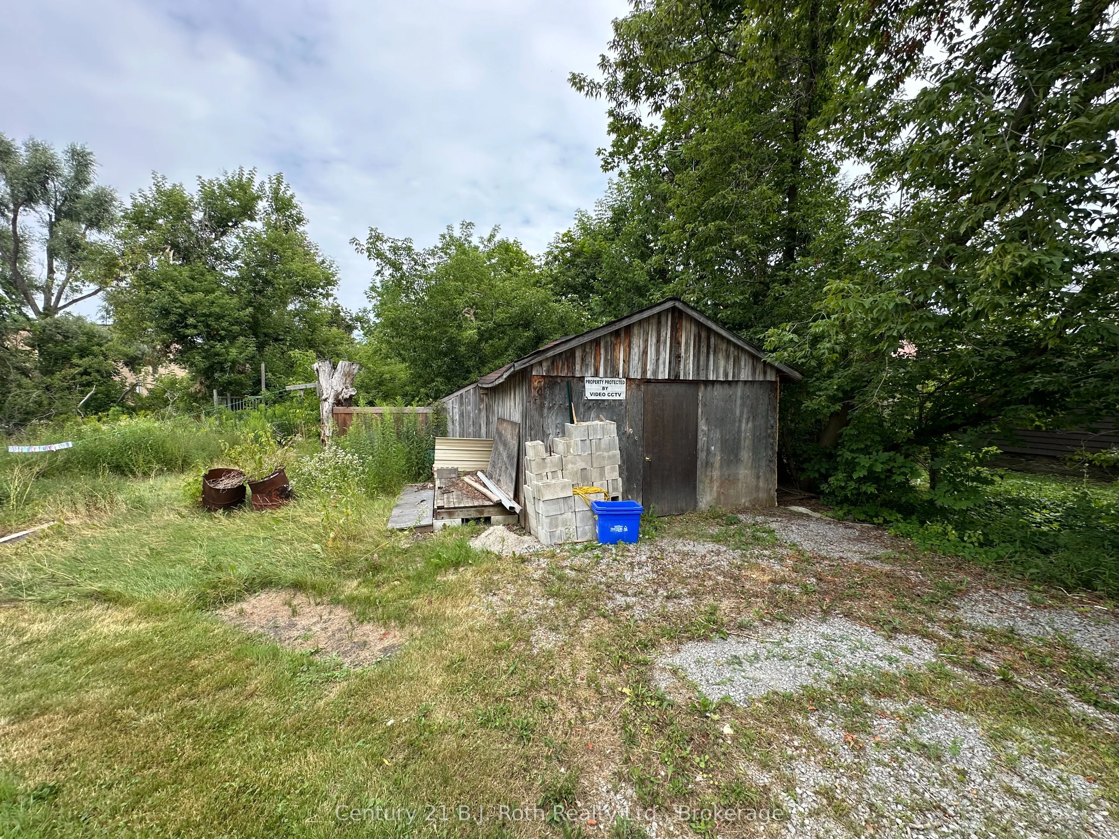 1740 Kirkfield Road