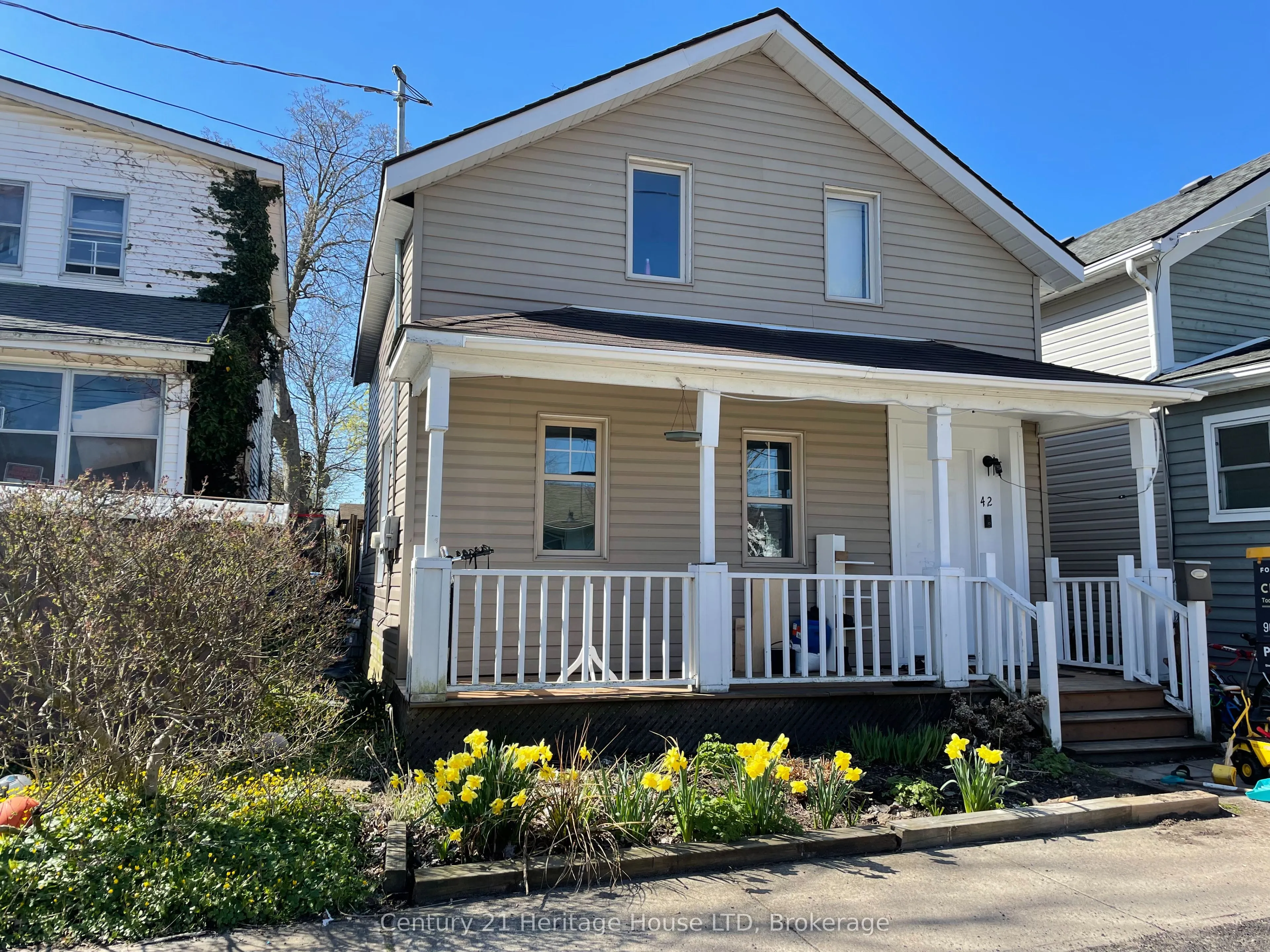 42 Forsythe Street