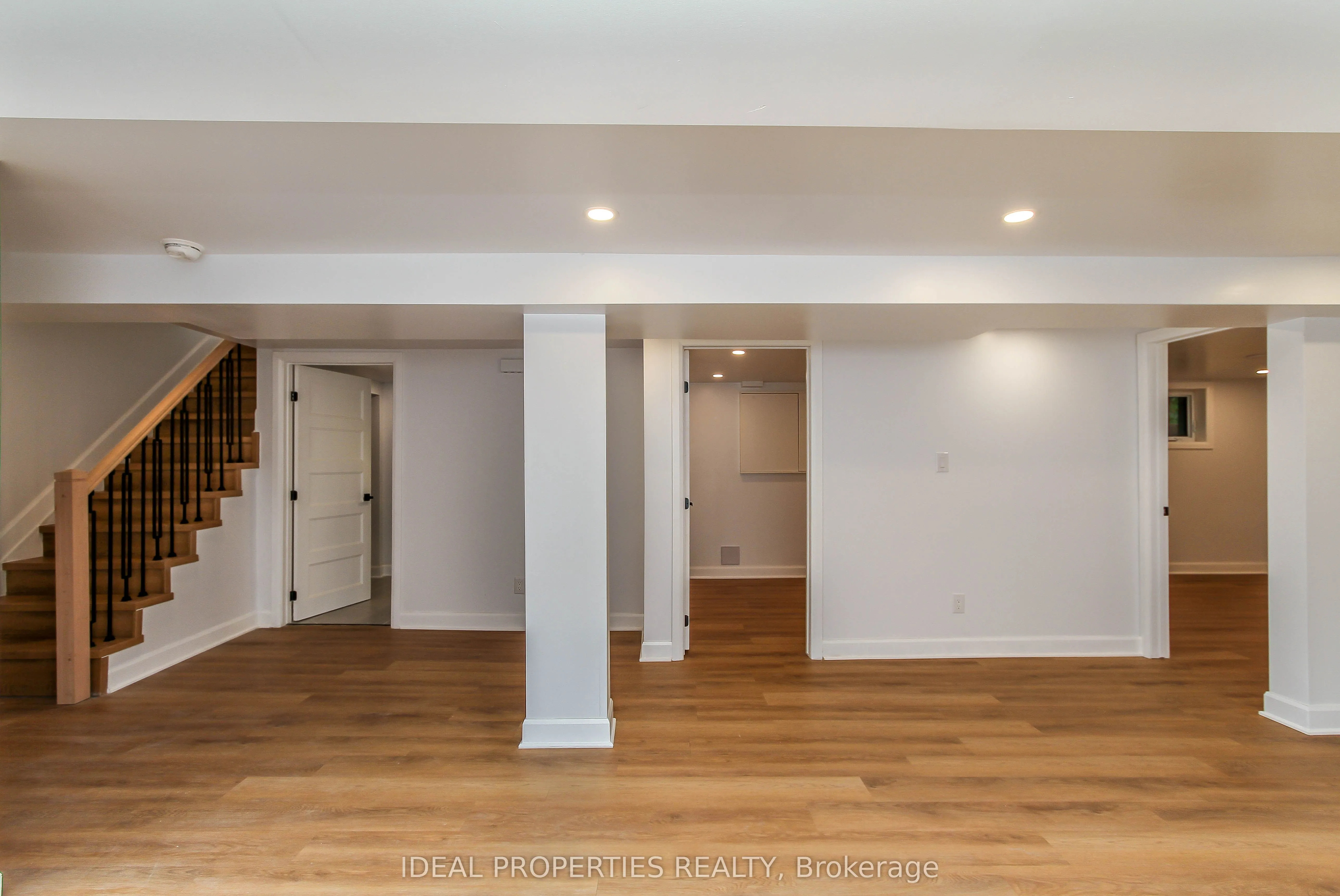 1796 Saunderson Drive