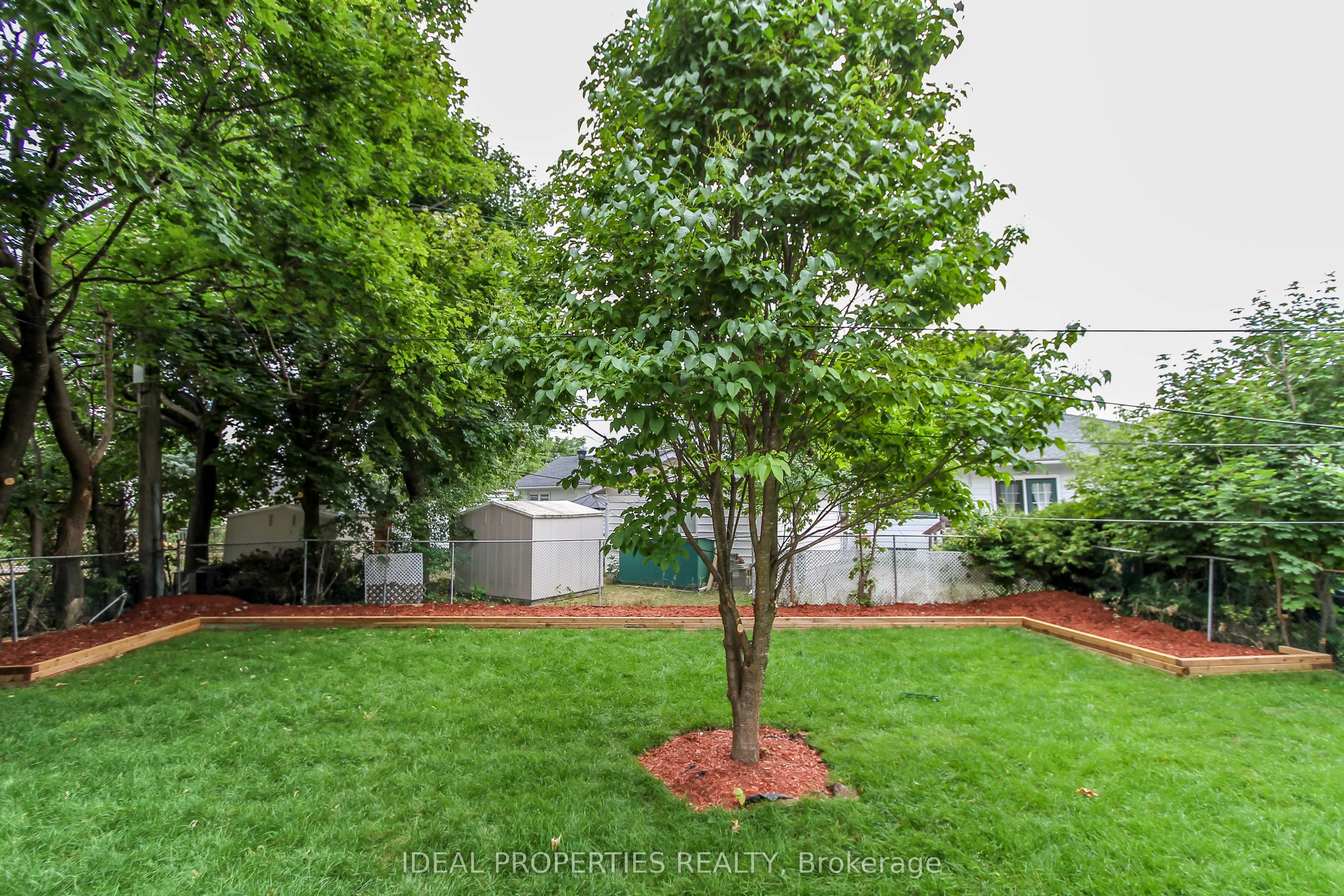 1796 Saunderson Drive