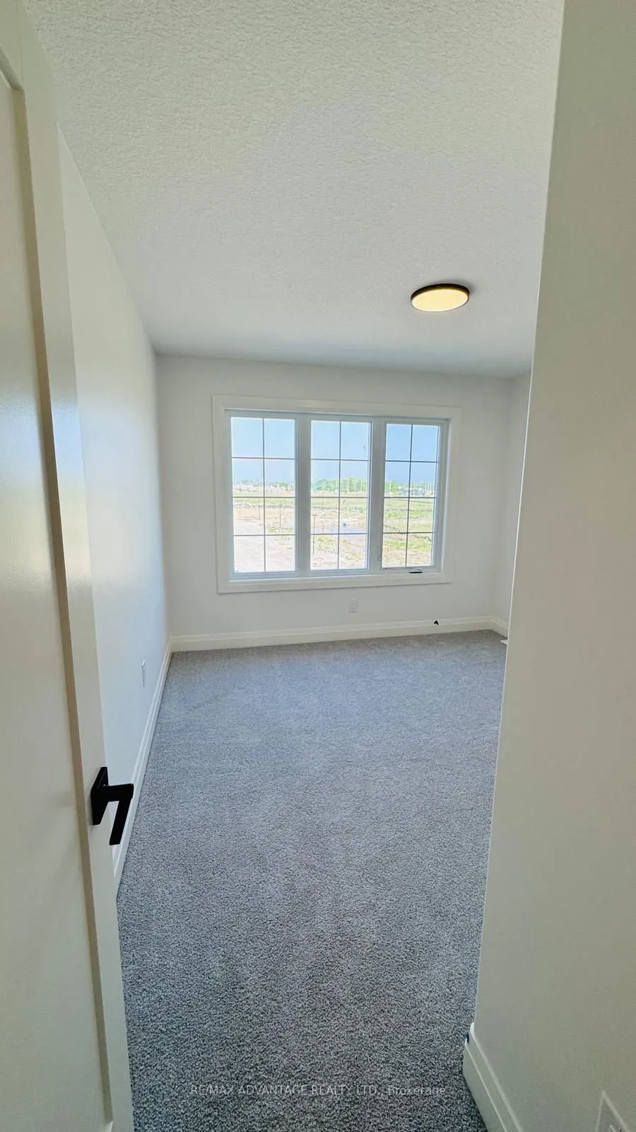 235 Kennington Way, #9